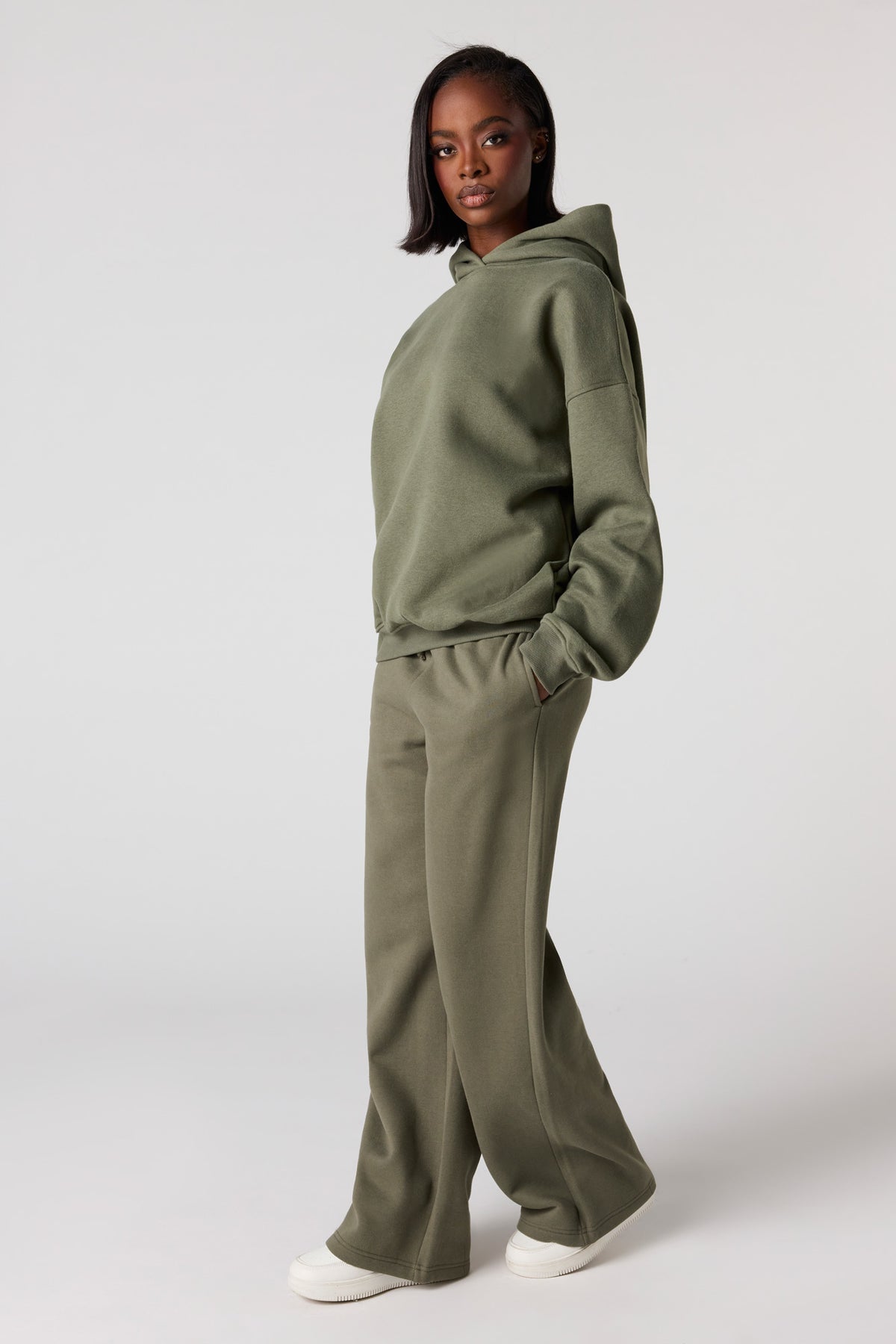 Pantalon d'entraînement baggy à taille basse en molleton