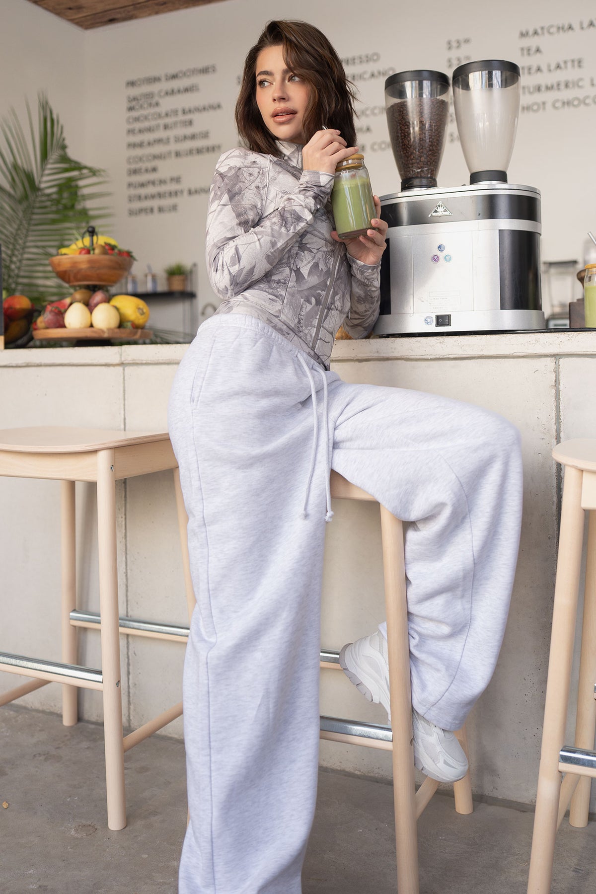 Pantalon d'entraînement baggy à taille basse en molleton