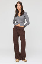 Pantalon d'entraînement à jambe large en tissu bouclé