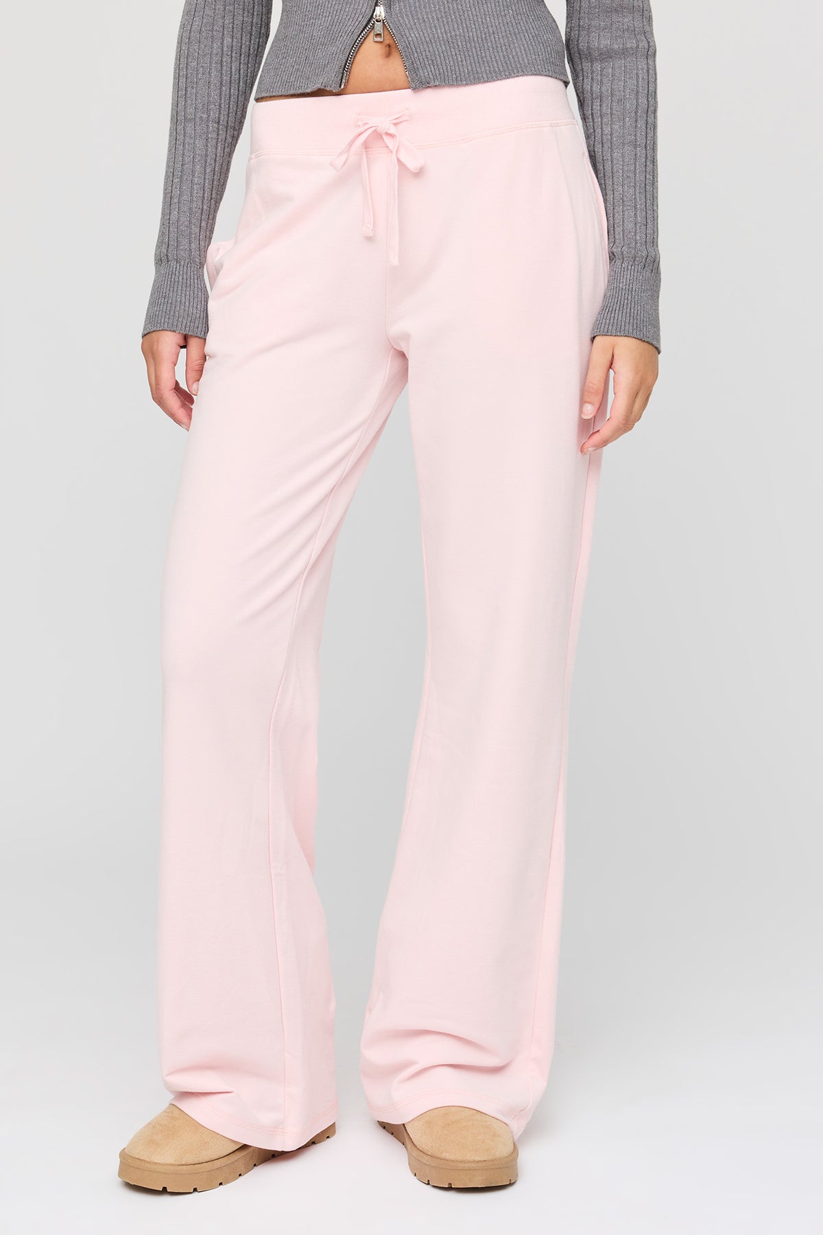 Vue alternative 21. Pantalon d'entraînement à jambe large en tissu bouclé