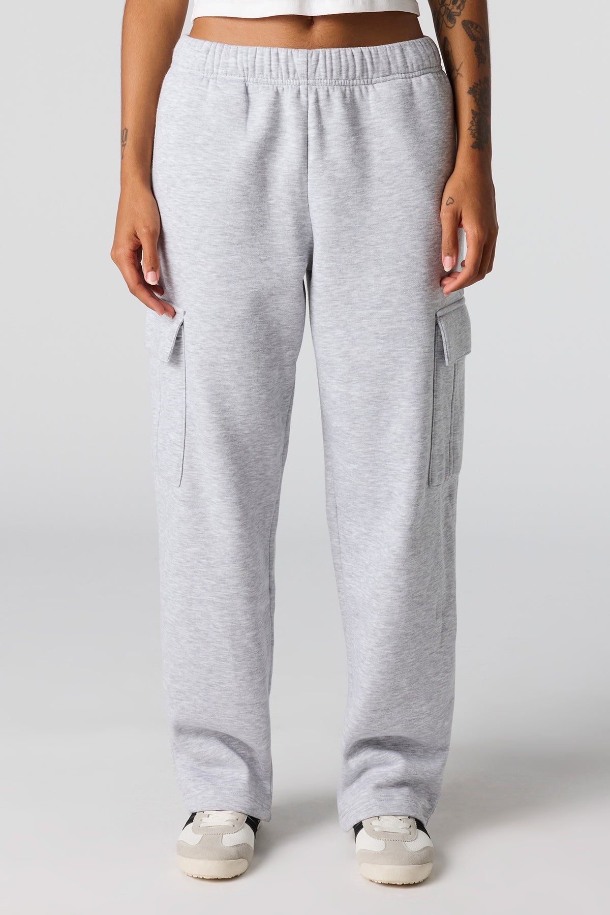 Alt View 2. Wide Leg Cargo Fleece Sweatpant - Heather Grey