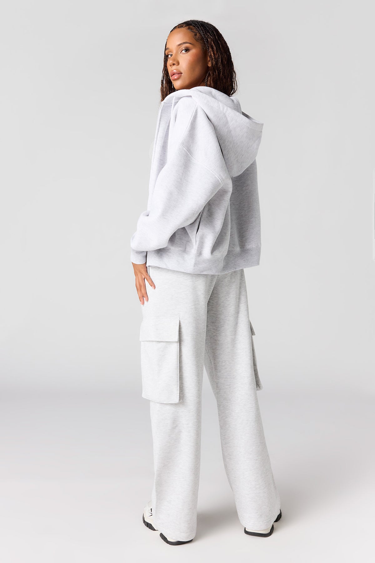 Vue alternative 3. Pantalon d'entraînement cargo en molleton à jambe large