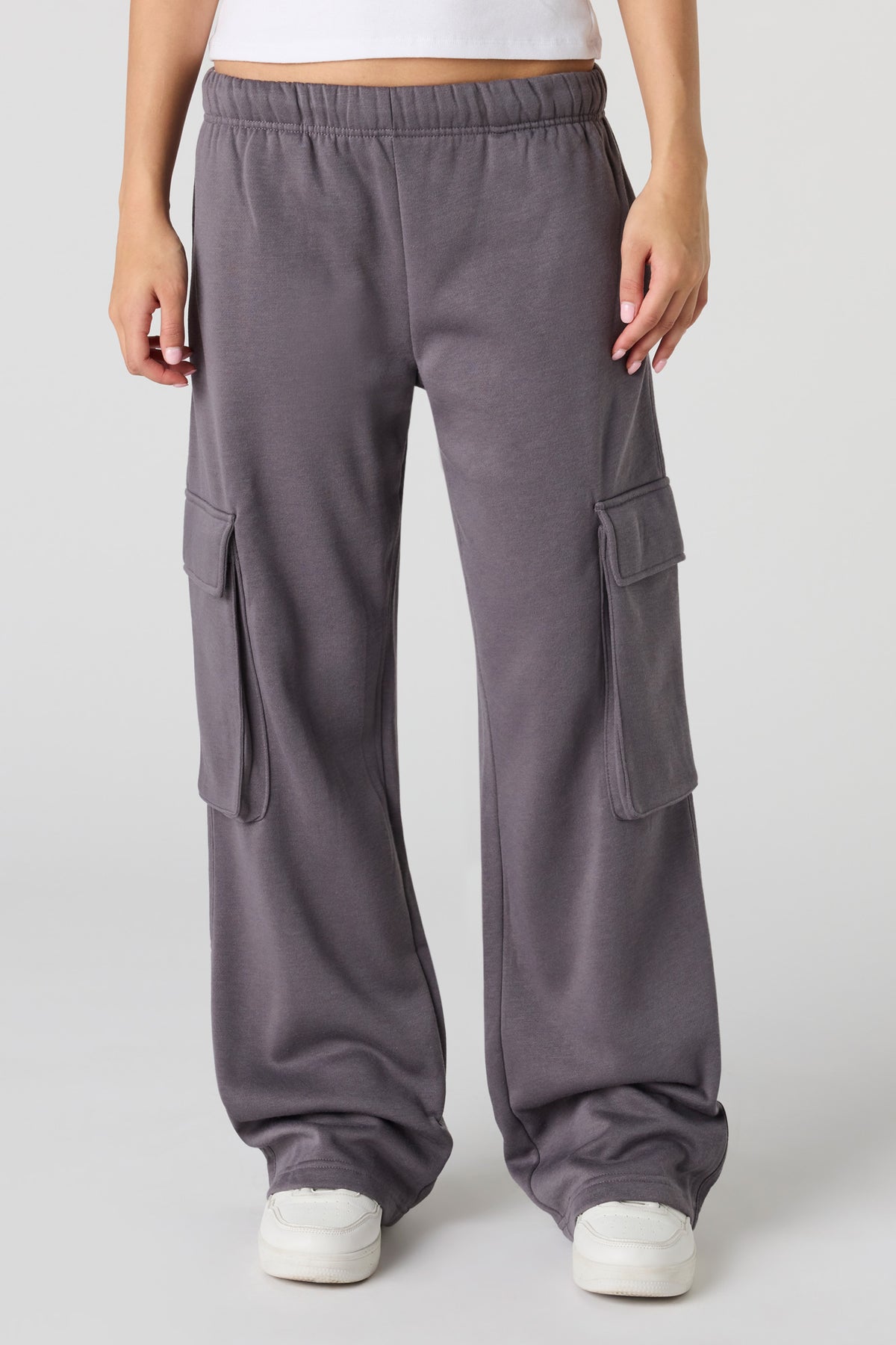Vue alternative 8. Pantalon d'entraînement cargo à jambe large en molleton