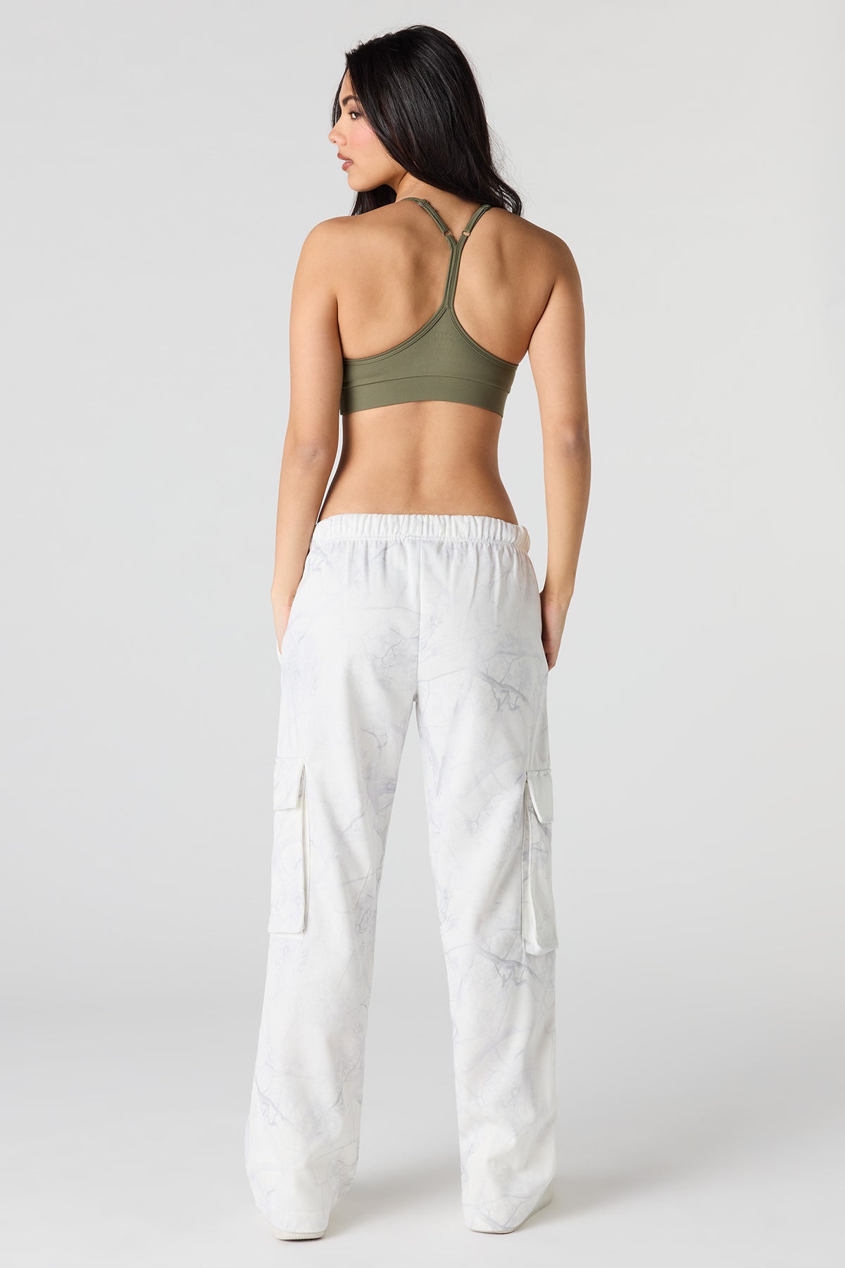 Vue alternative 3. Pantalon d'entraînement cargo à jambe large en molleton
