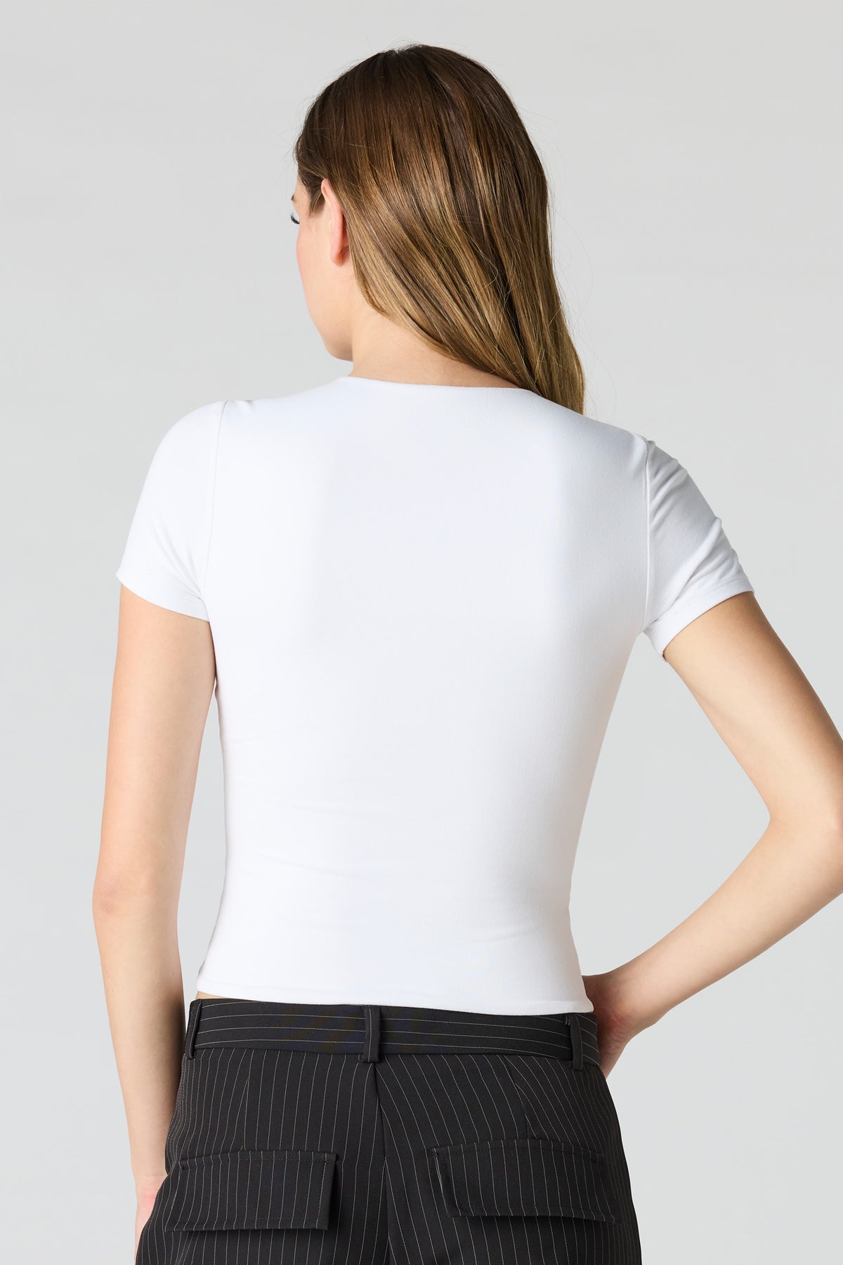 Alt View 2. Contour Crew Neck T-Shirt - White