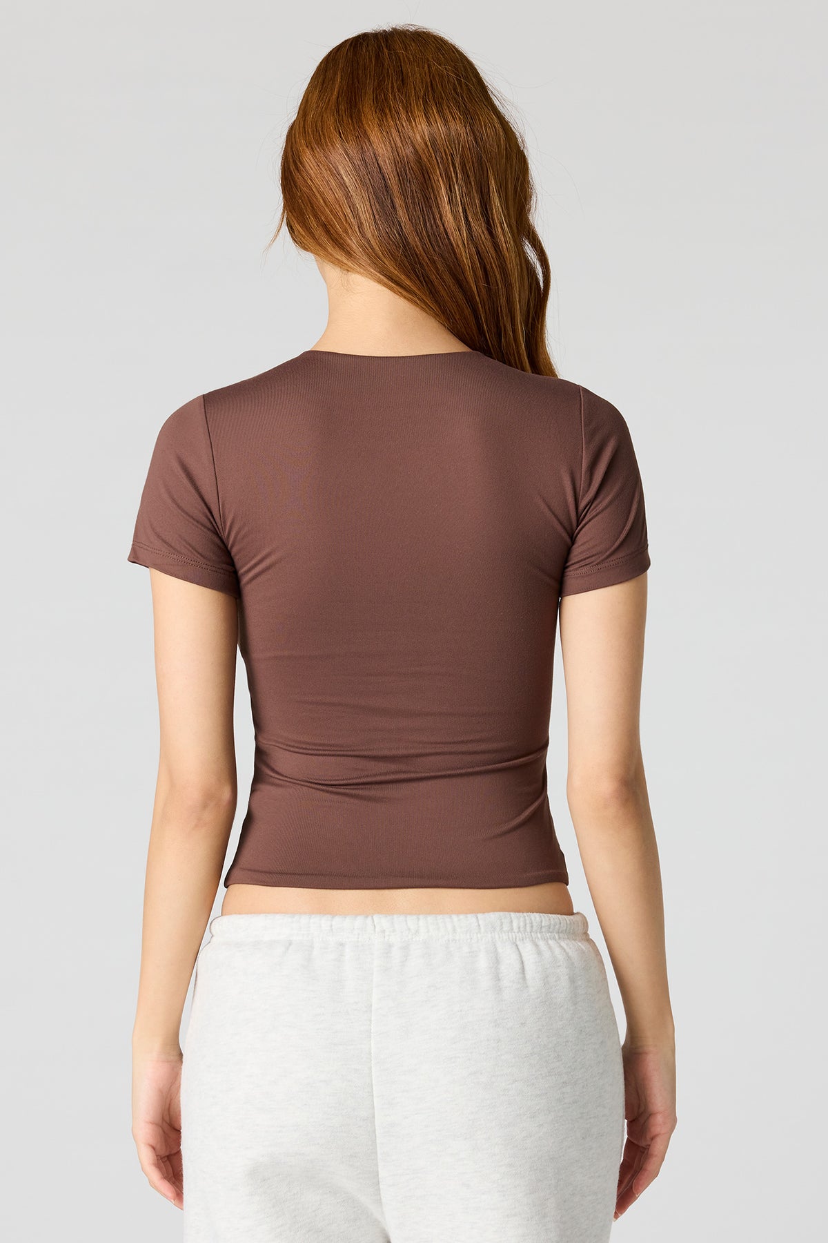 Vue alternative 2. T-shirt profilé classique