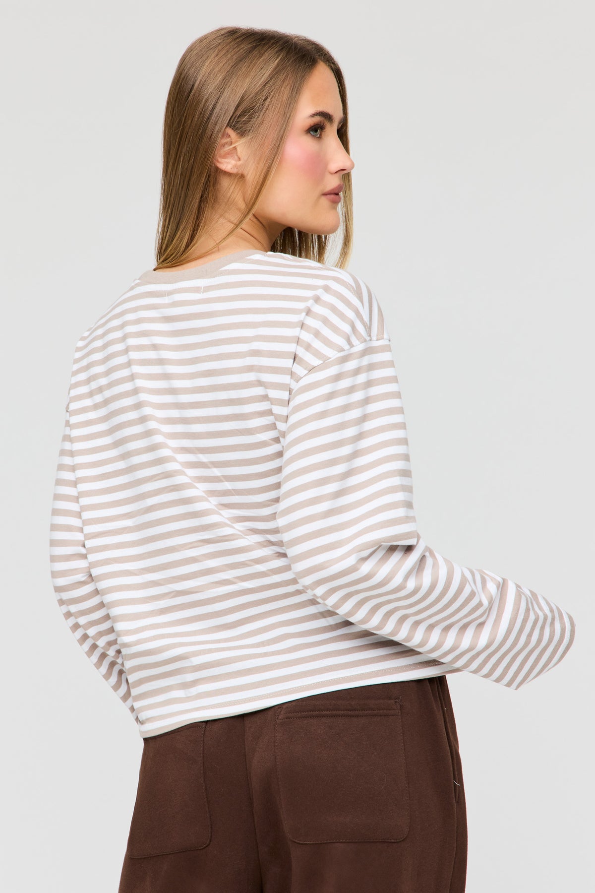 Alt View 2. Boxy Long Sleeve Top - Mushroom