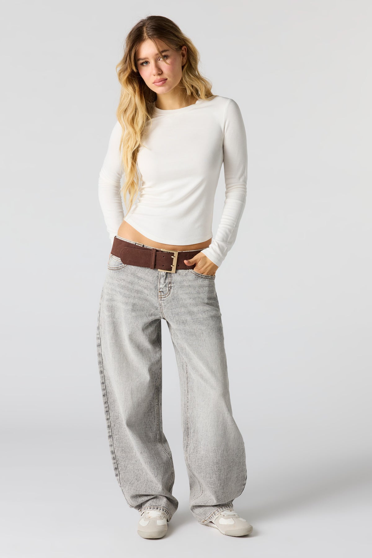Low Rise Barrel Jean - Light Grey