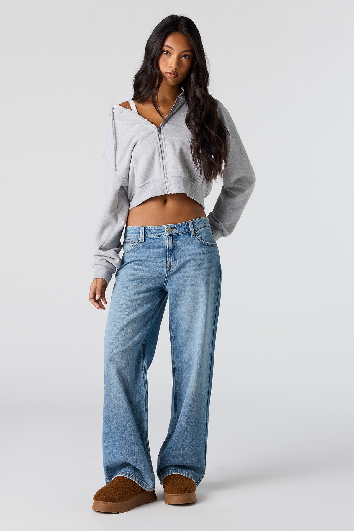 Alt View 2. Embroidered Low Rise Baggy Jean - Medium Blue