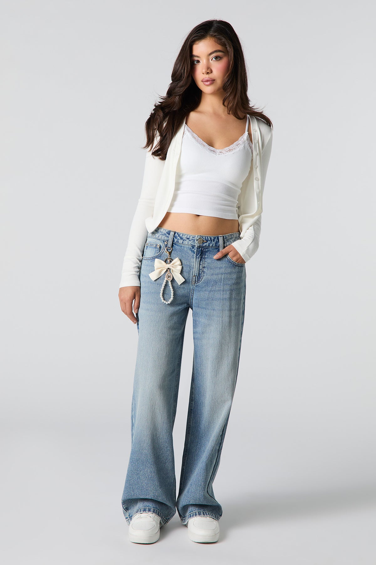 Vue alternative 5. Jean baggy à taille basse avec porte-clés