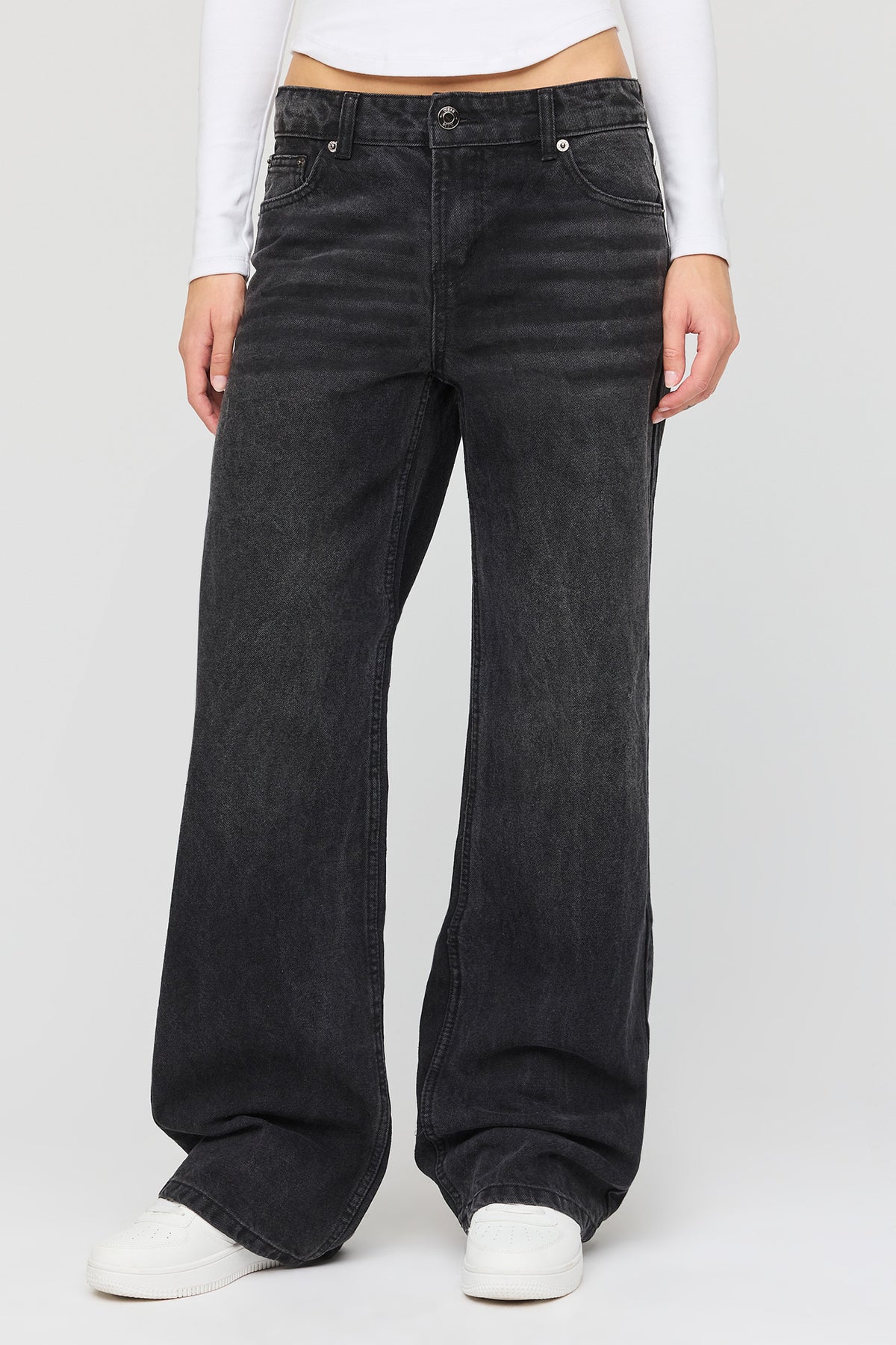 Vue alternative 2. Jean baggy Brooklyn à taille basse avec pierres du Rhin