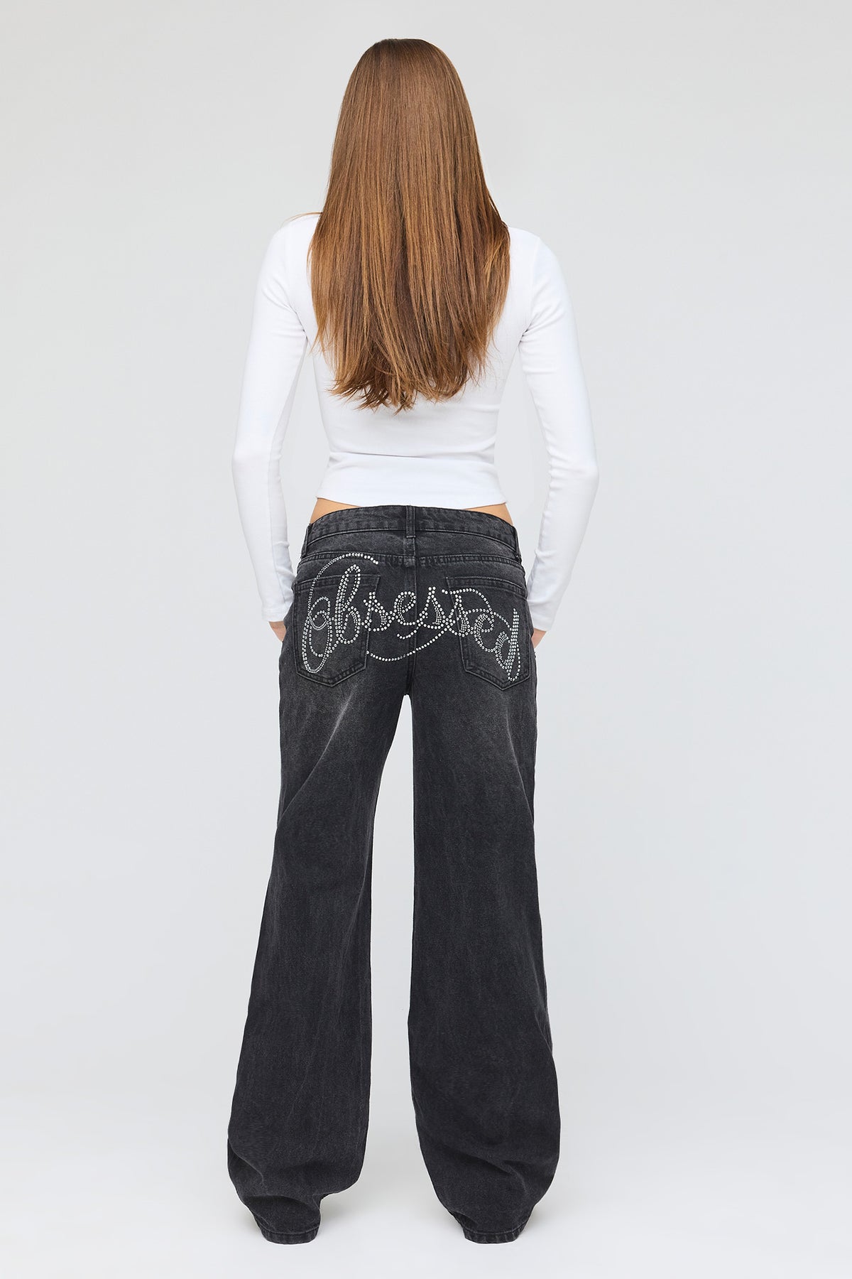 Jean baggy Brooklyn à taille basse avec pierres du Rhin