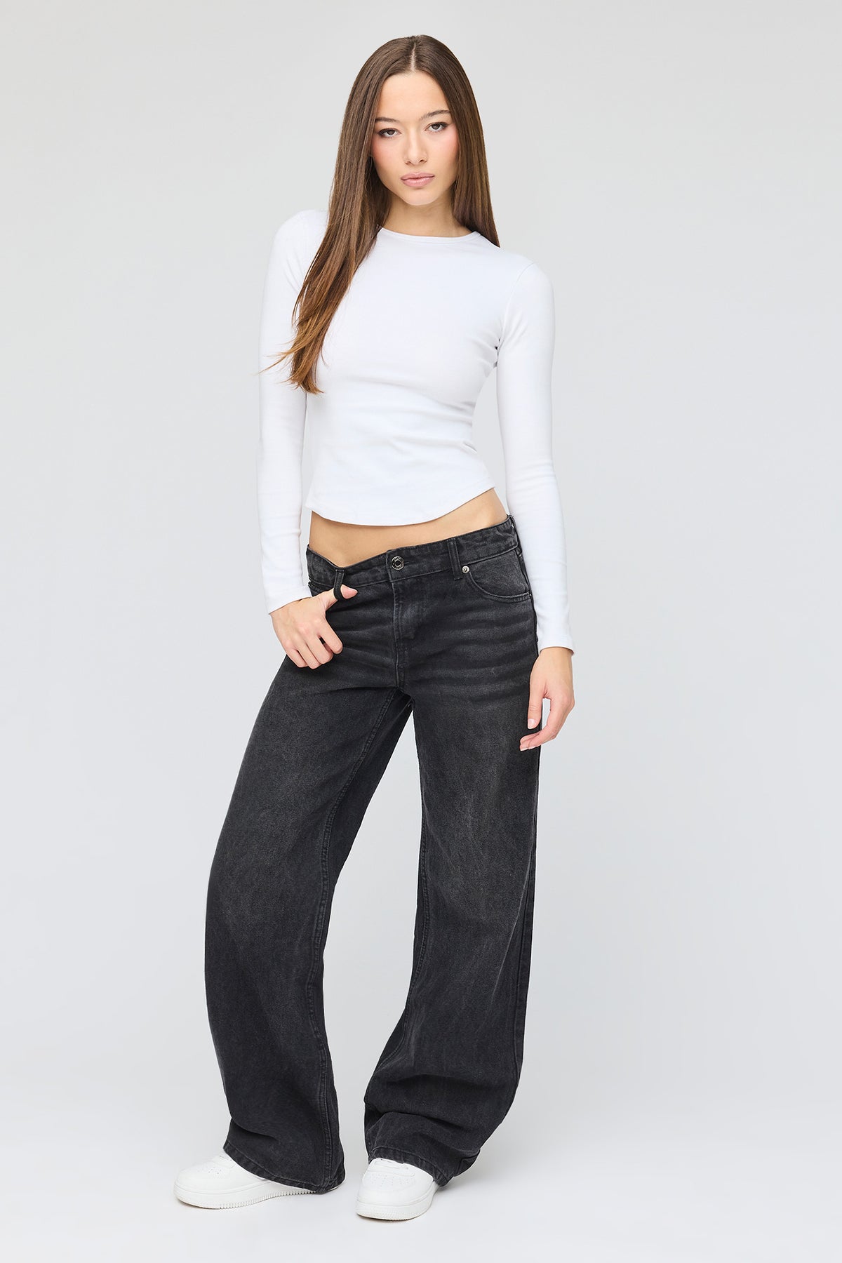 Vue alternative 3. Jean baggy Brooklyn à taille basse avec pierres du Rhin
