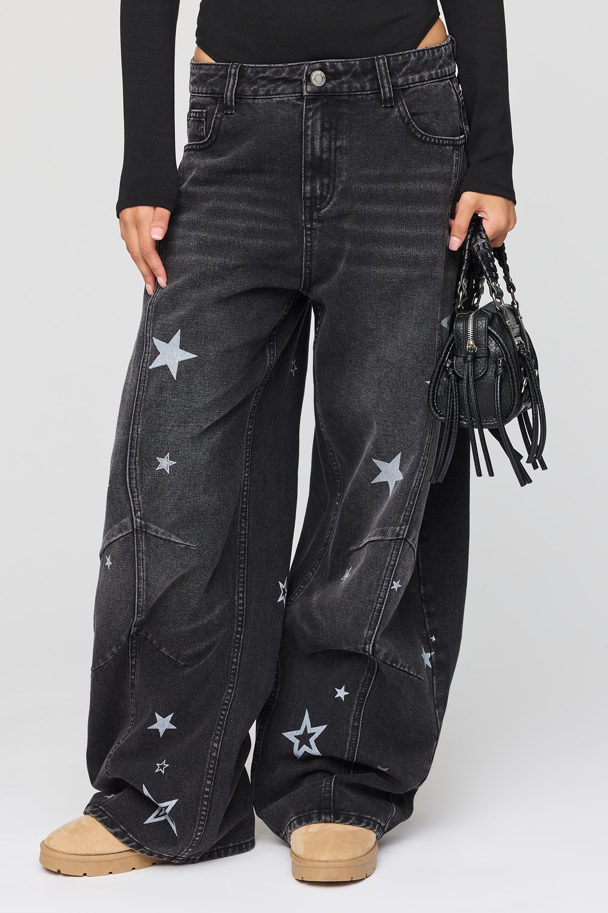 Alt View 2. Low Rise Star Graphic Barrel Jean - Black