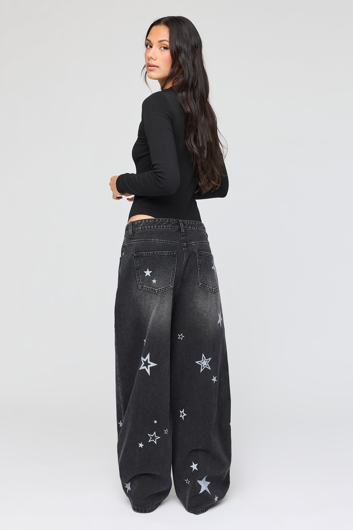 Alt View 3. Low Rise Star Graphic Barrel Jean - Black