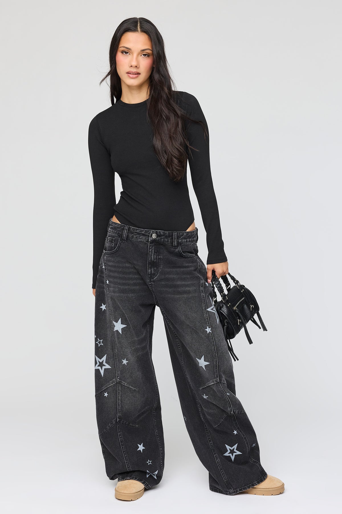 Alt View 4. Low Rise Star Graphic Barrel Jean - Black