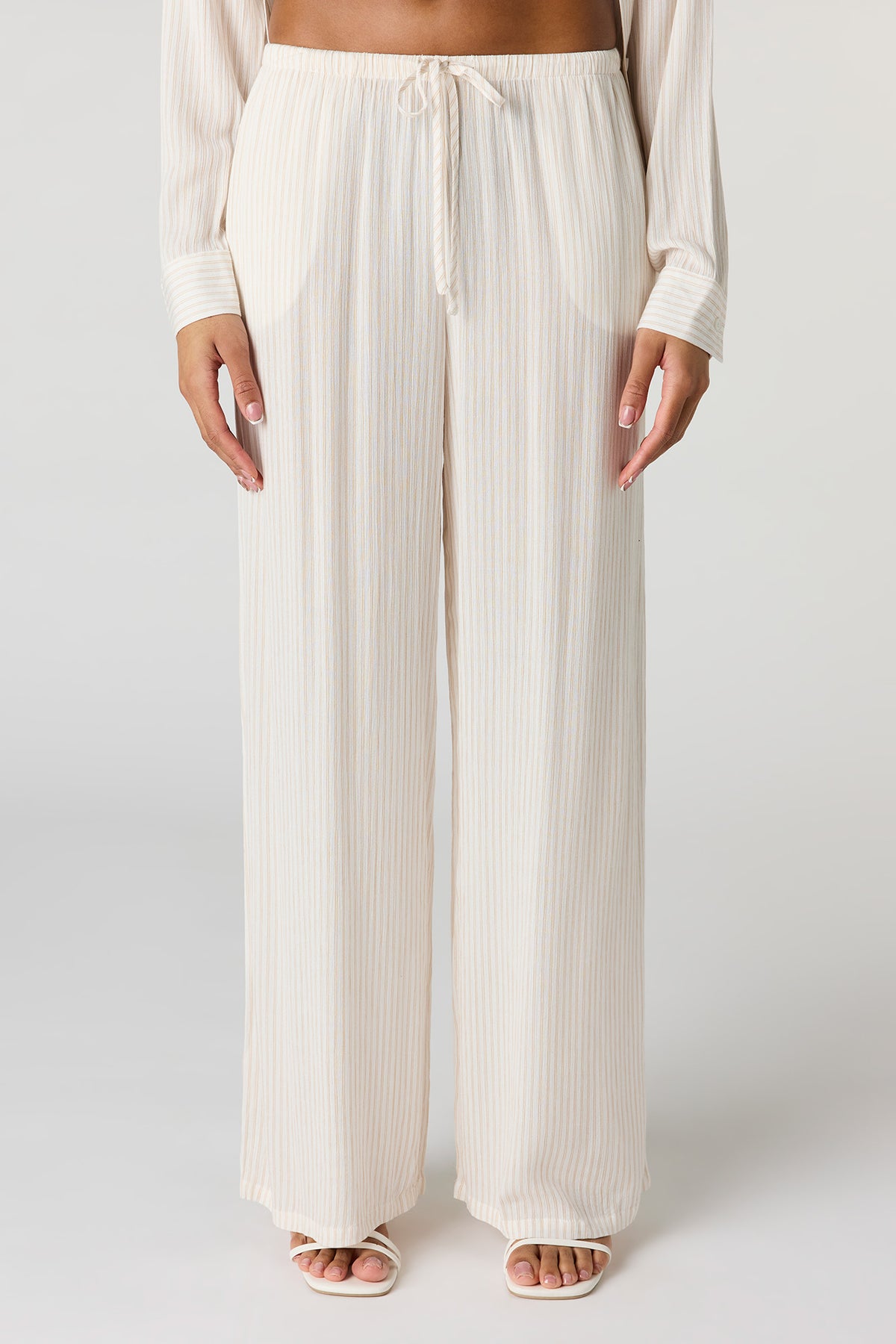 Vue alternative 2. Pantalon fluide à jambe large