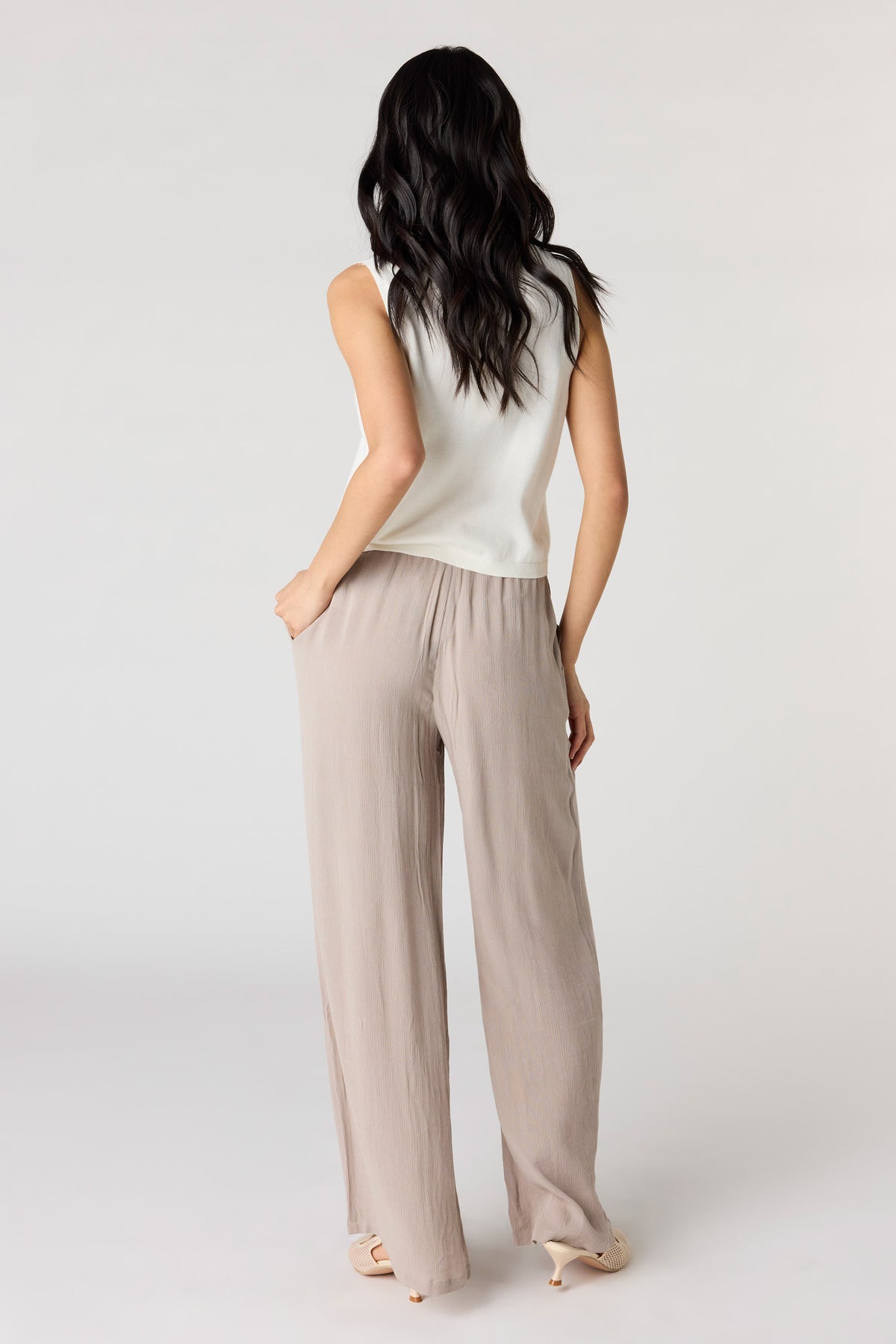 Vue alternative 3. Pantalon fluide à jambe large