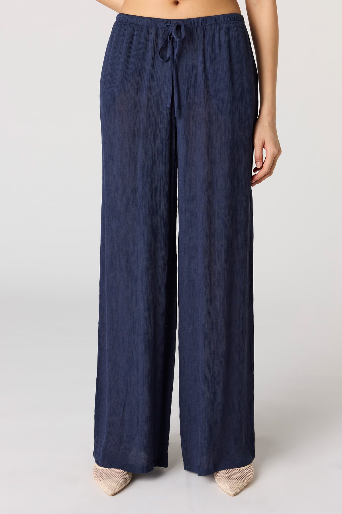 Vue alternative 2. Pantalon fluide à jambe large