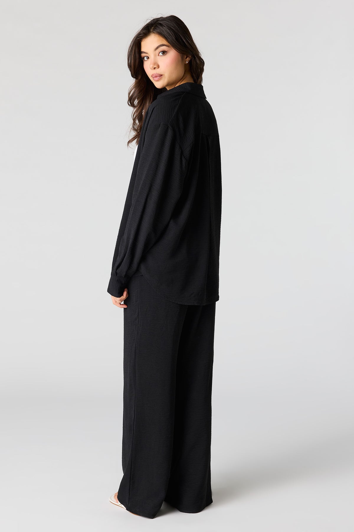 Vue alternative 3. Pantalon fluide à jambe large