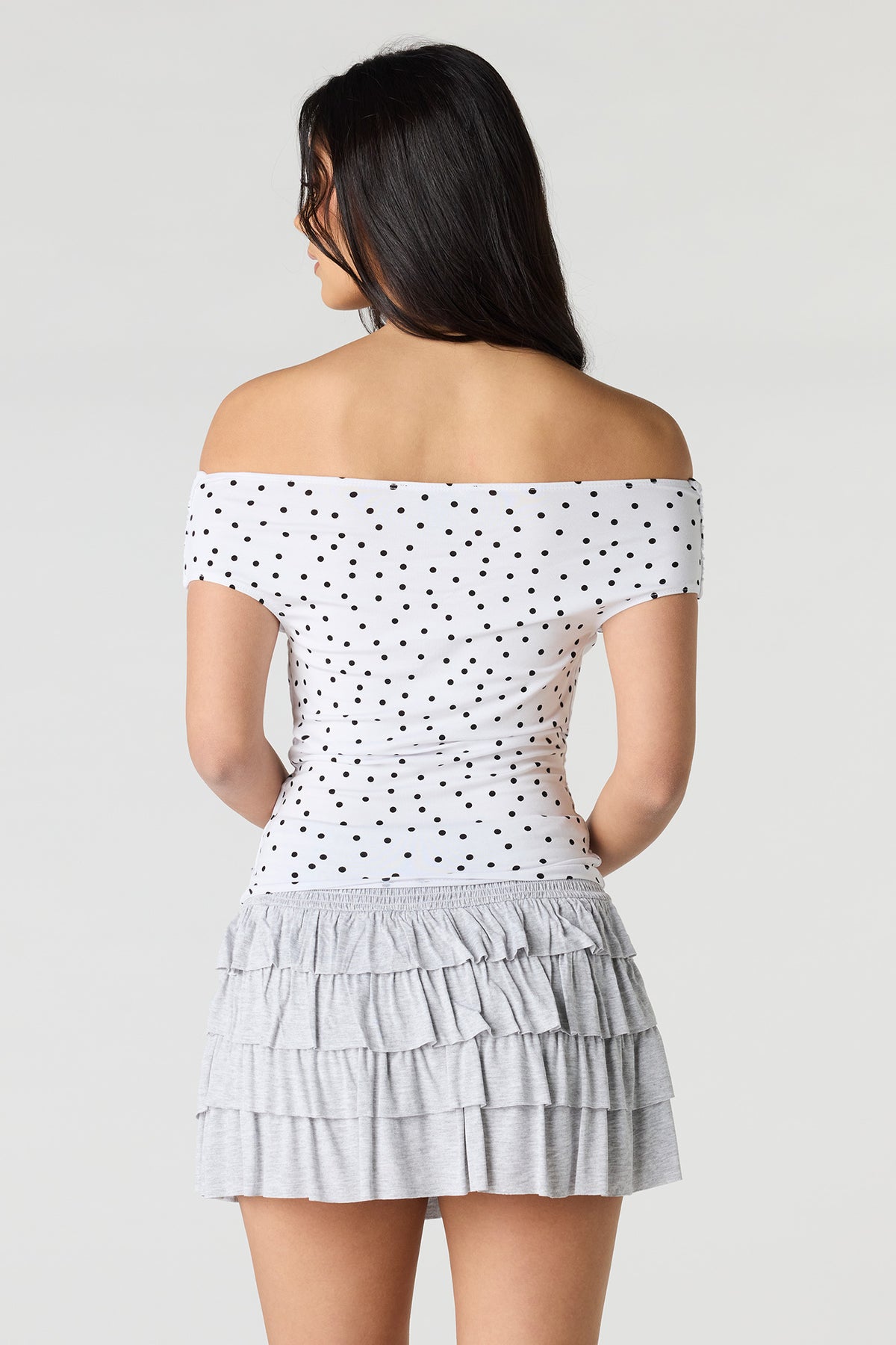 Vue alternative 2. Minijupe-short volantée