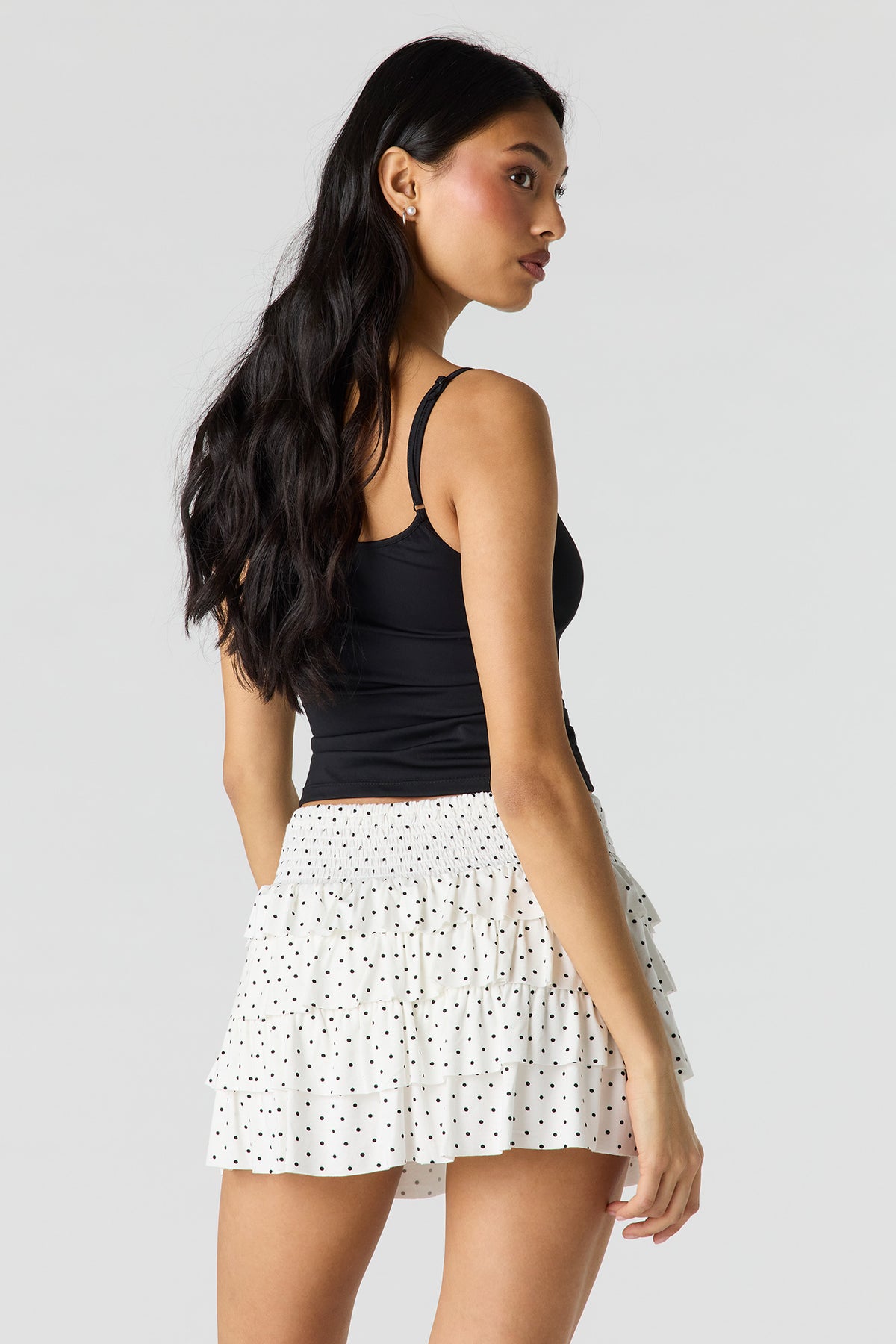 Vue alternative 2. Minijupe-short volantée
