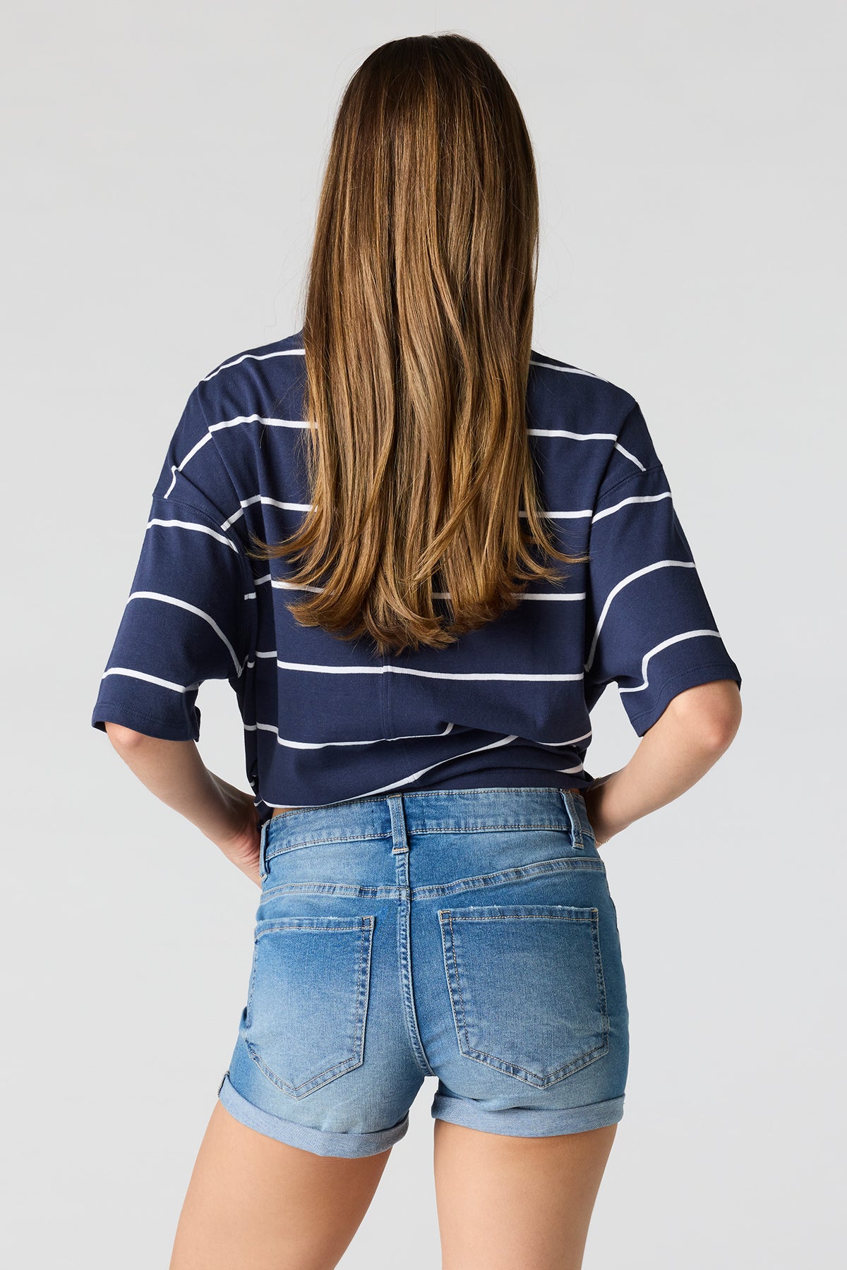 Vue alternative 2. Short Miami en denim extensible déchiré moyen à taille haute