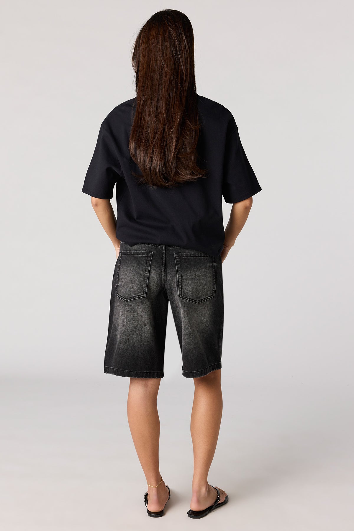 Vue alternative 3. Jort baggy délavé noir à taille basse