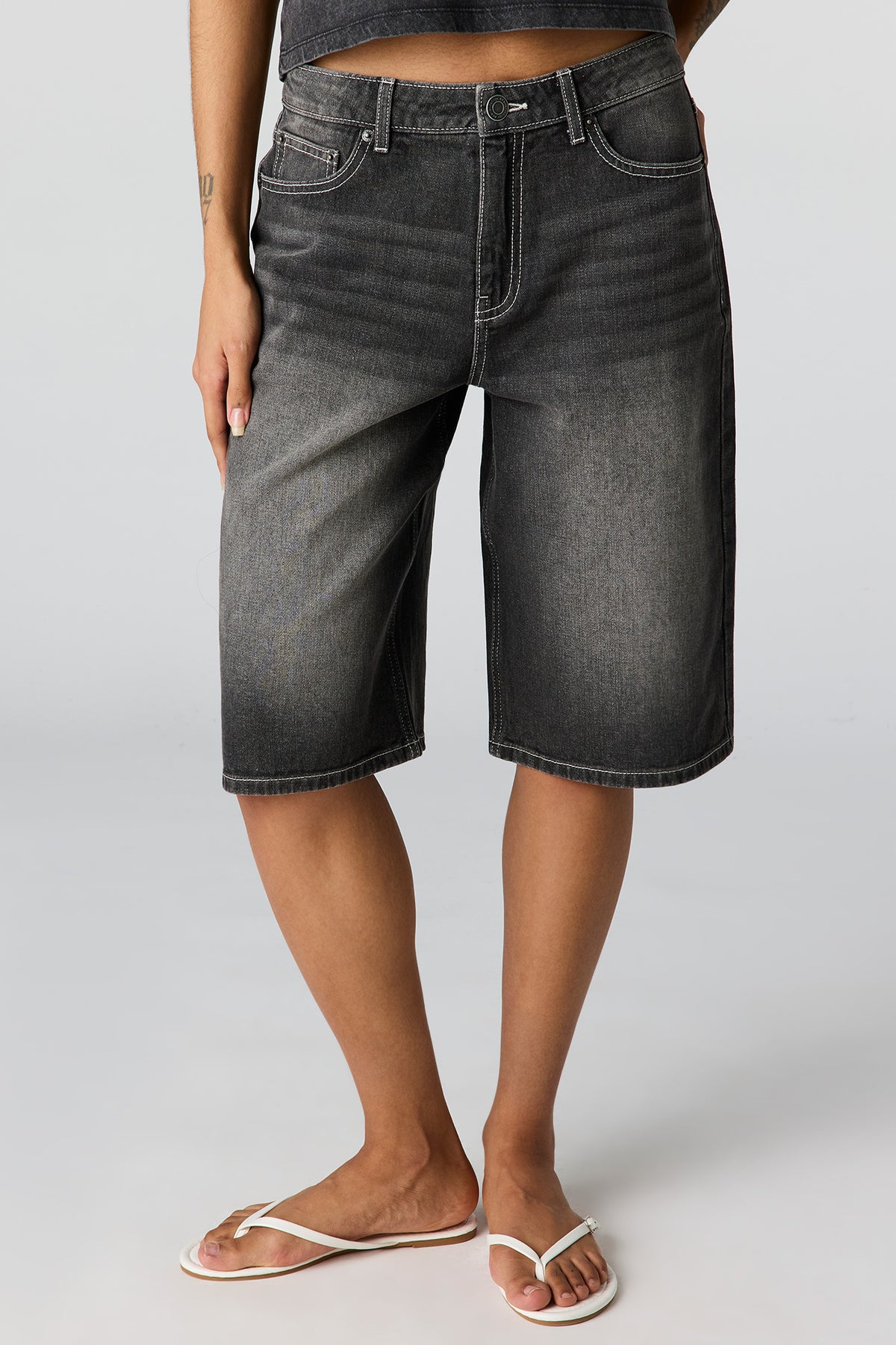 Alt View 2. Low Rise Black Jort 13" - Black