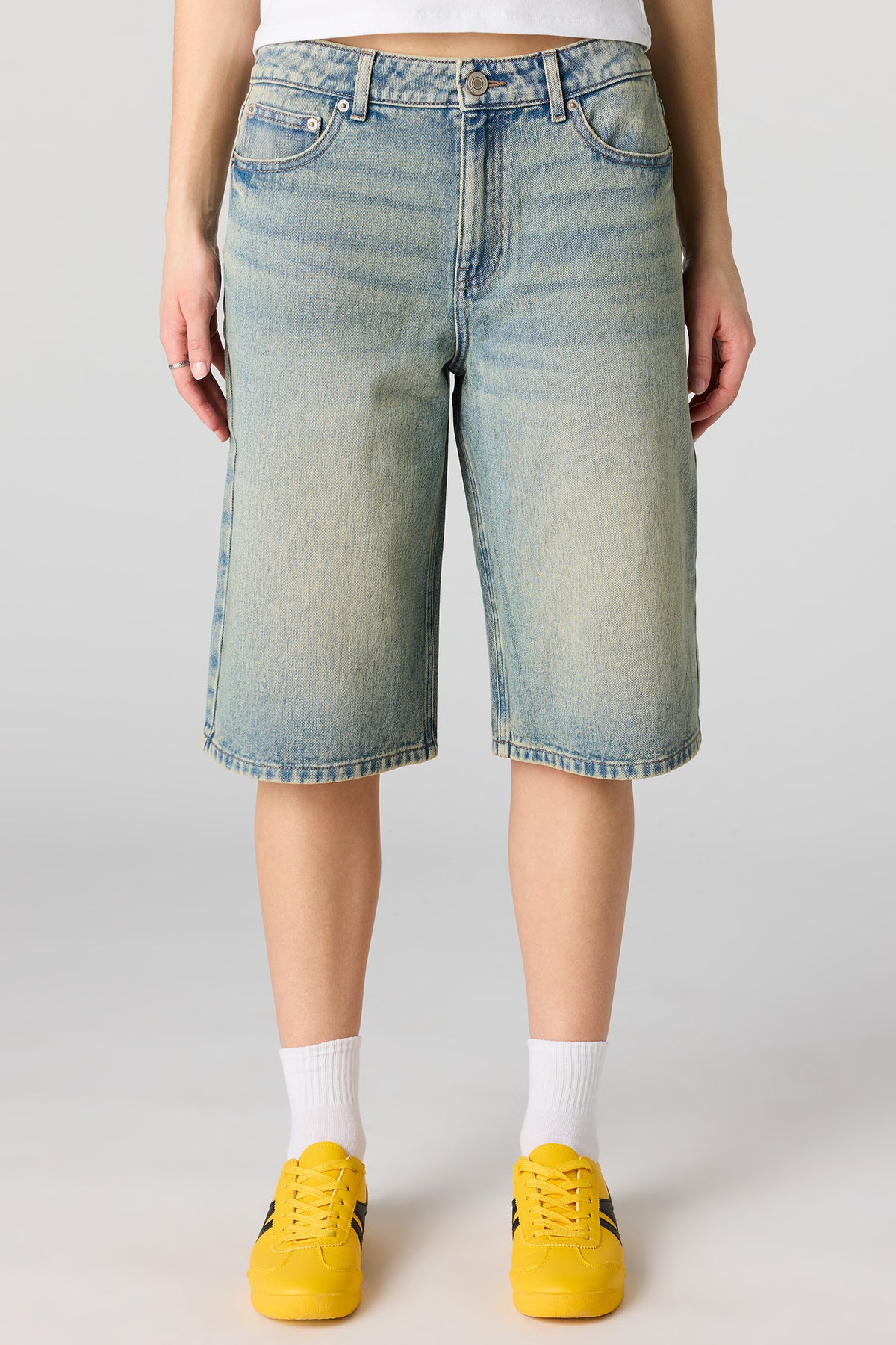 Alt View 2. Low Rise Vintage Medium Jort 13" - Pacific Blue