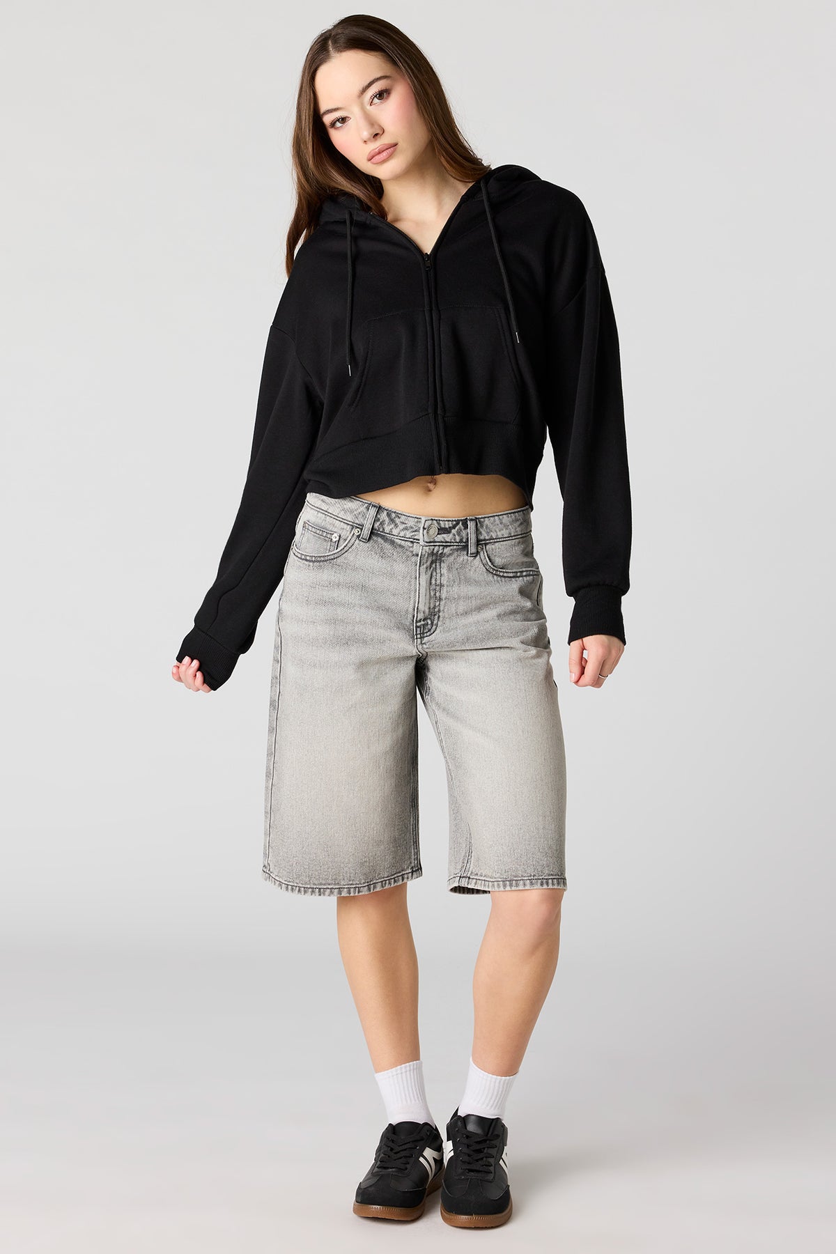 Jort gris à taille basse 13 po