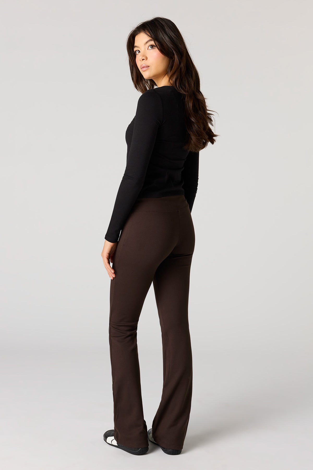 Alt View 3. Wide Waist Flare Legging - Brown