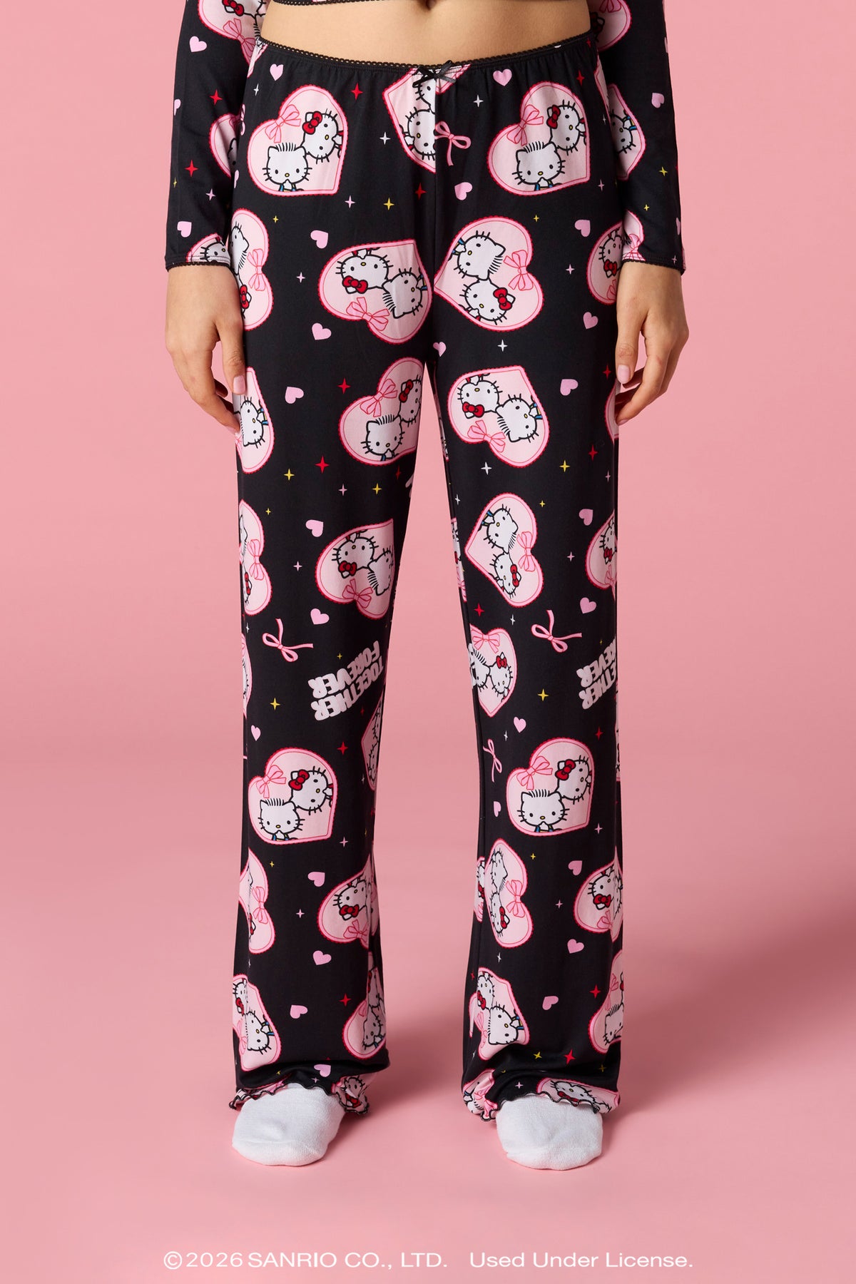 Alt View 3. Hello Kitty® & Dear Daniel™ Long Sleeve Top & Pant Pajama Set - Black