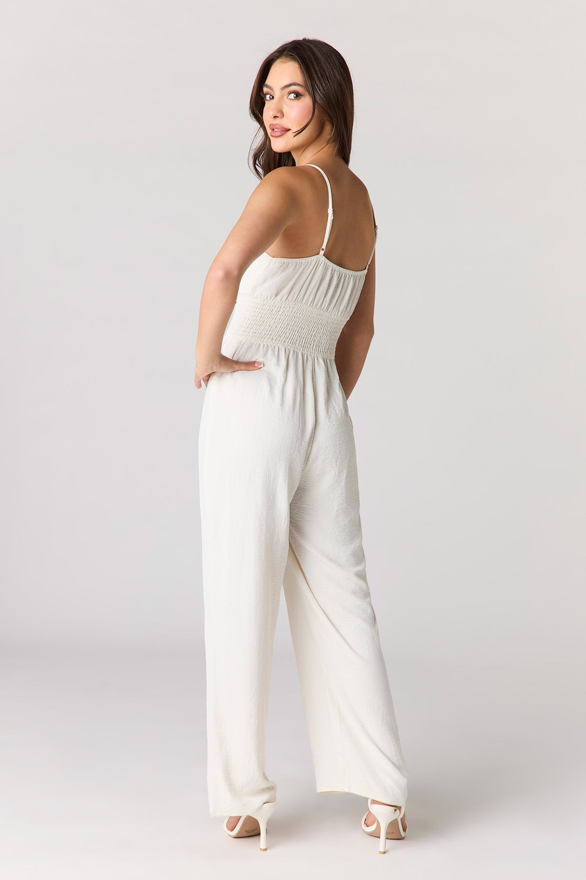 Vue alternative 3. Justaucorps avec taille smockée