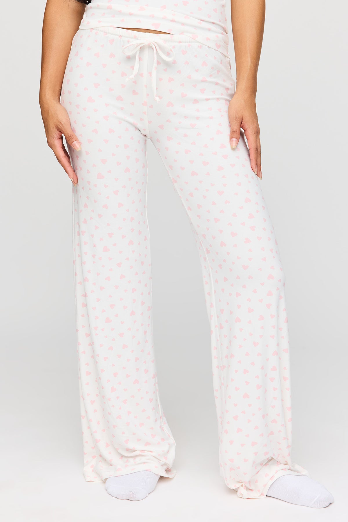 Alt View 3. Tank & Pant Pajama Set - White