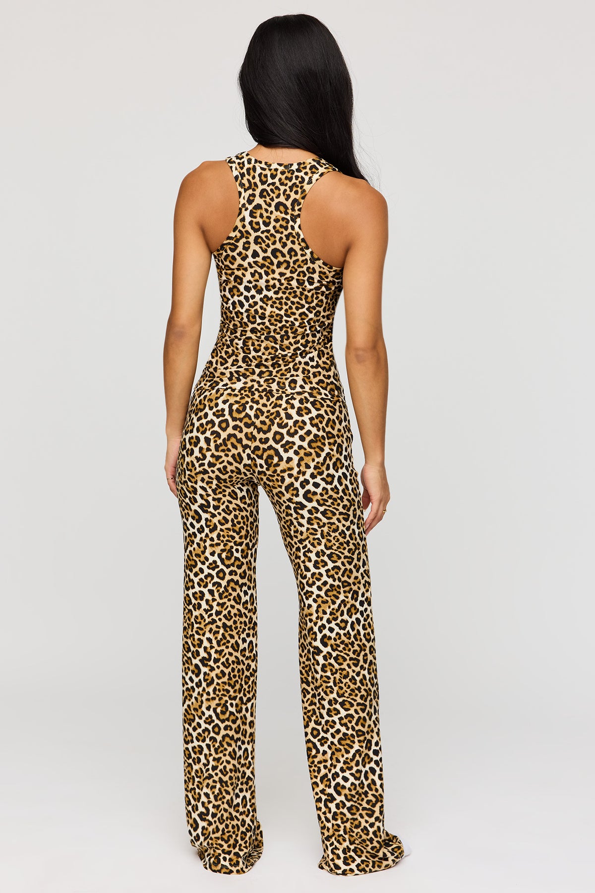 Alt View 4. Tank & Pant Pajama Set - Leopard
