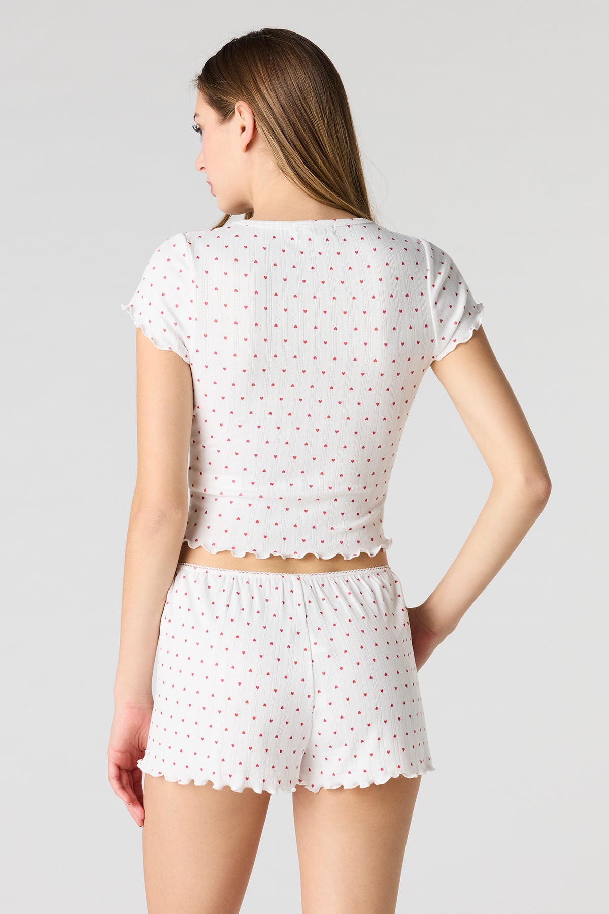 Vue alternative 2. Ensemble pyjama avec t-shirt en pointelle avec liséré volanté et short