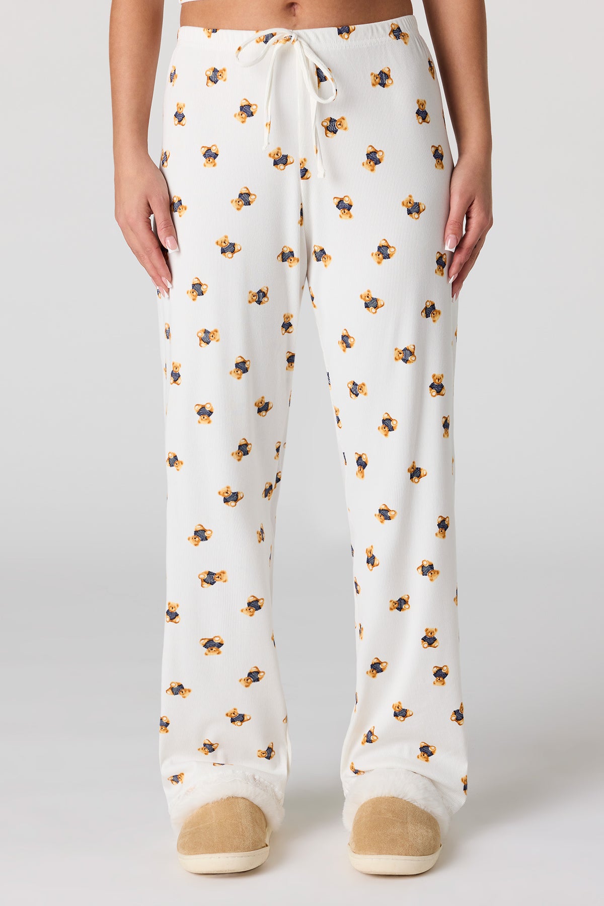 Vue alternative 3. Ensemble pyjama avec débardeur côtelé à liséré de dentelle et pantalon