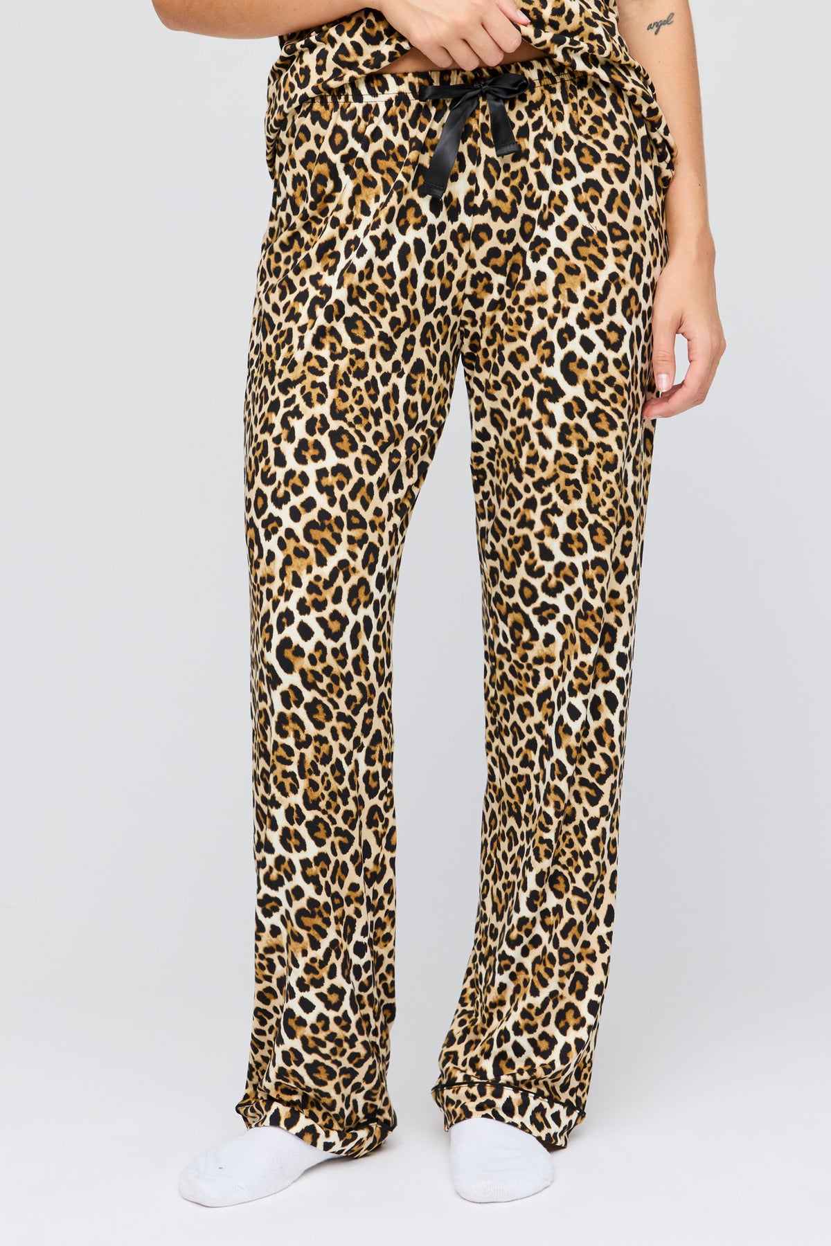 Alt View 3. Soft Button-Up Top & Pant Pajama Set - Leopard