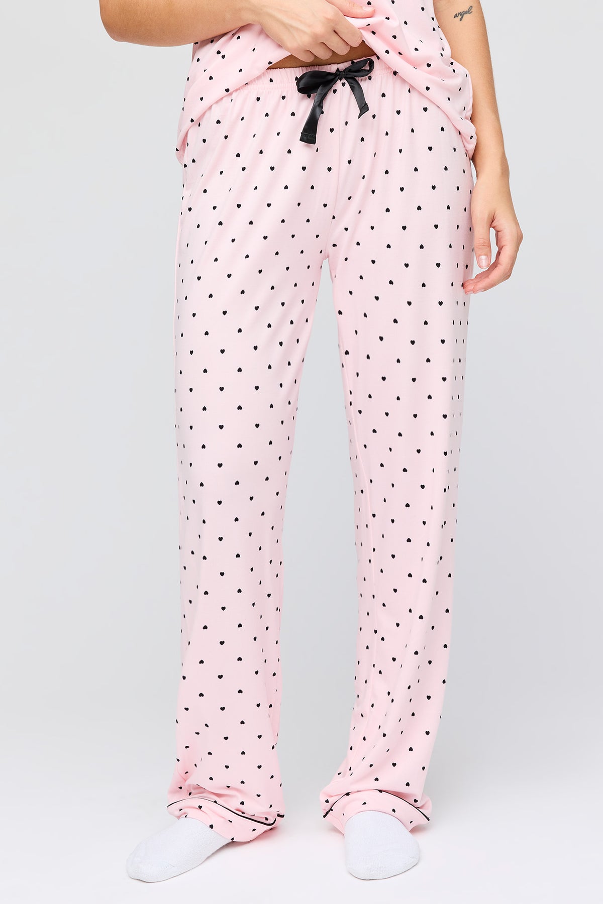 Vue alternative 3. Ensemble pyjama avec haut boutonné doux et pantalon