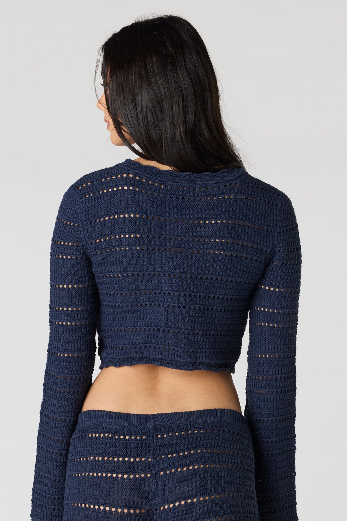 Vue alternative 2. Haut crocheté à manches longues avec attache