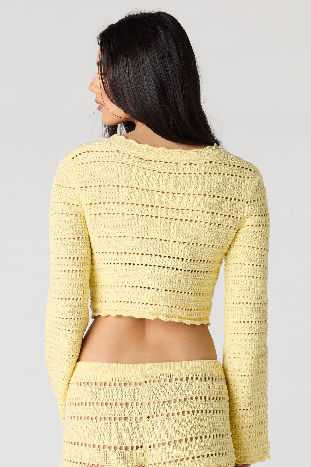 Vue alternative 2. Haut crocheté à manches longues avec attache