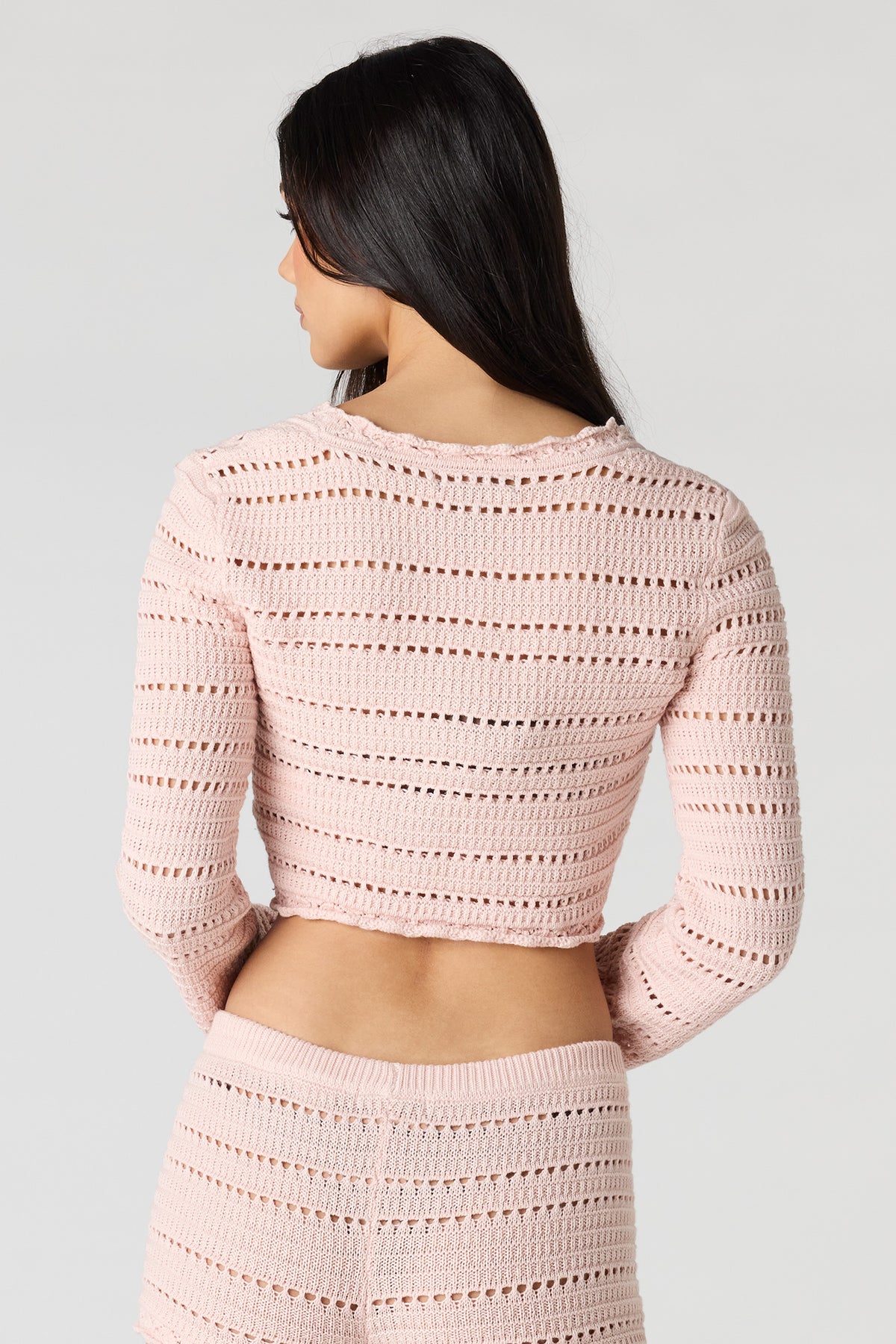 Vue alternative 2. Haut crocheté à manches longues avec attache