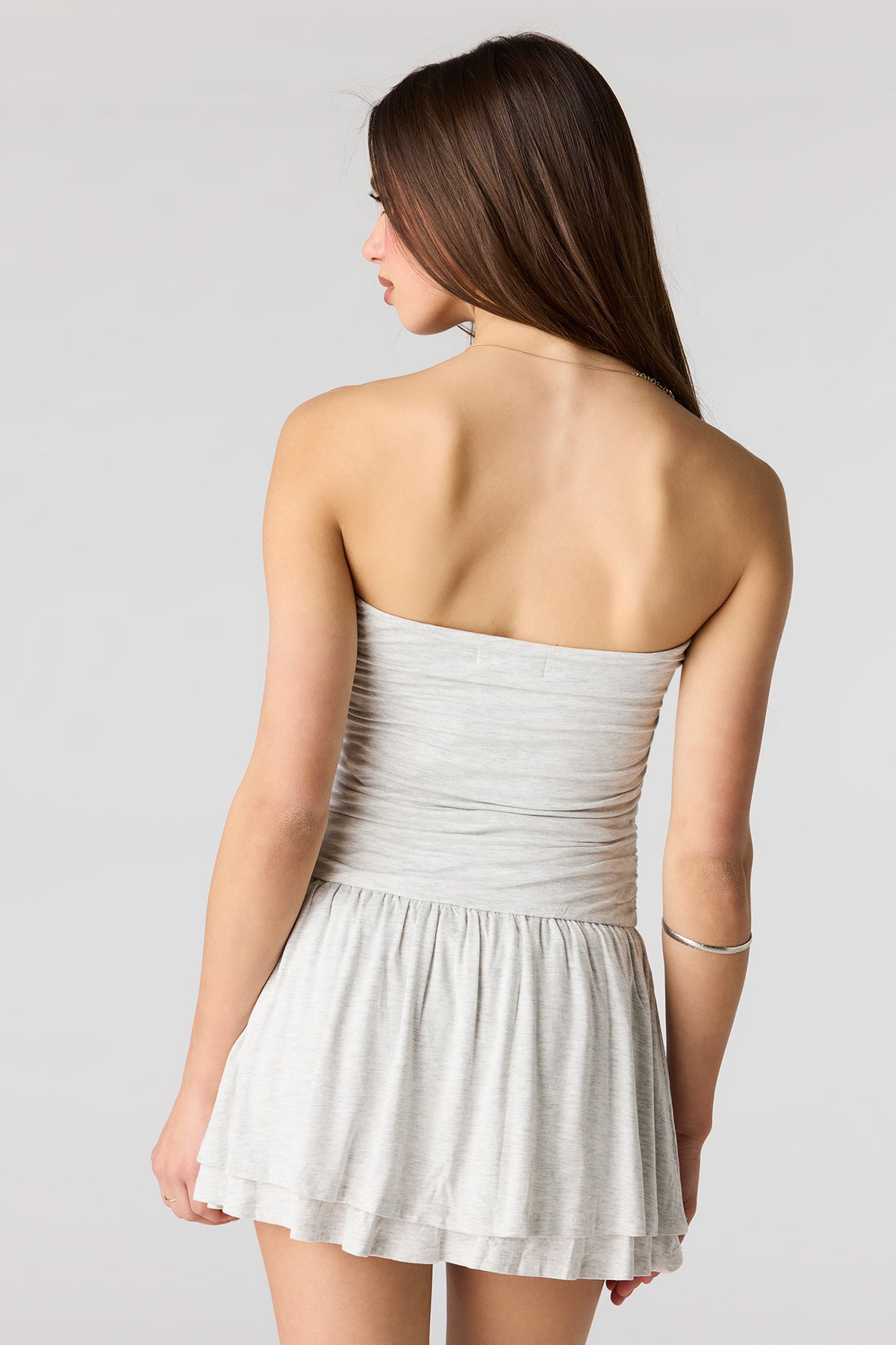 Vue alternative 2. Robe combi-short tubulaire volantée