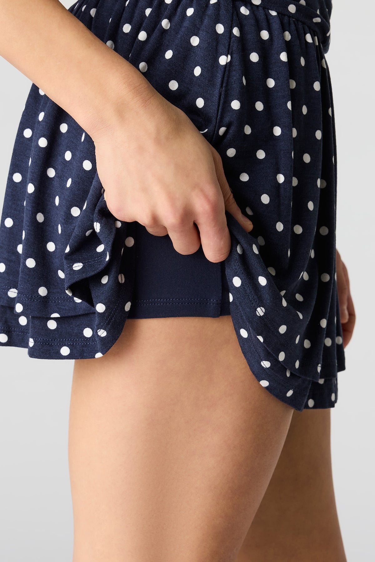 Vue alternative 4. Robe combi-short tubulaire volantée