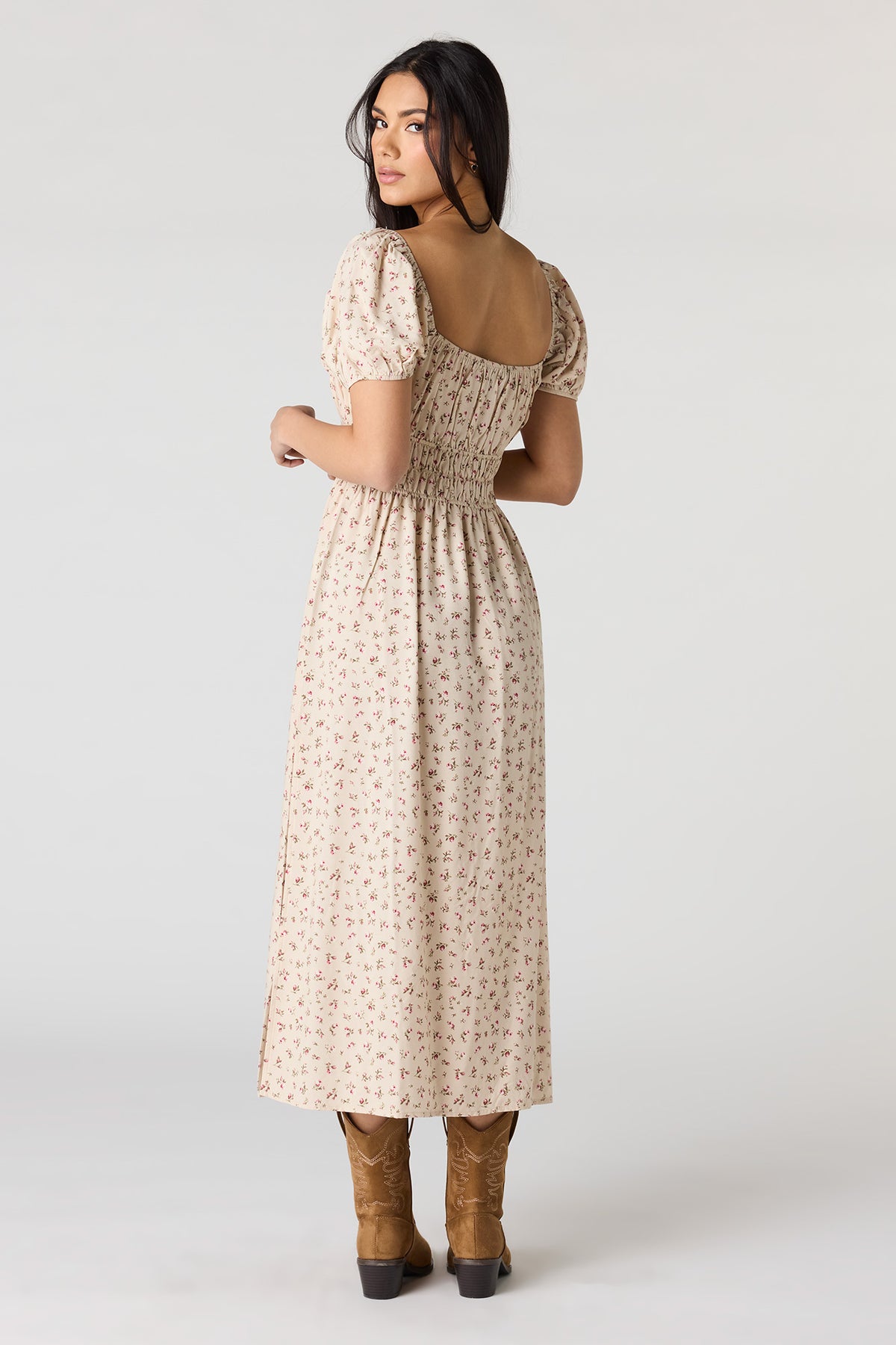 Vue alternative 3. Robe midi fleurie avec manches bouffantes