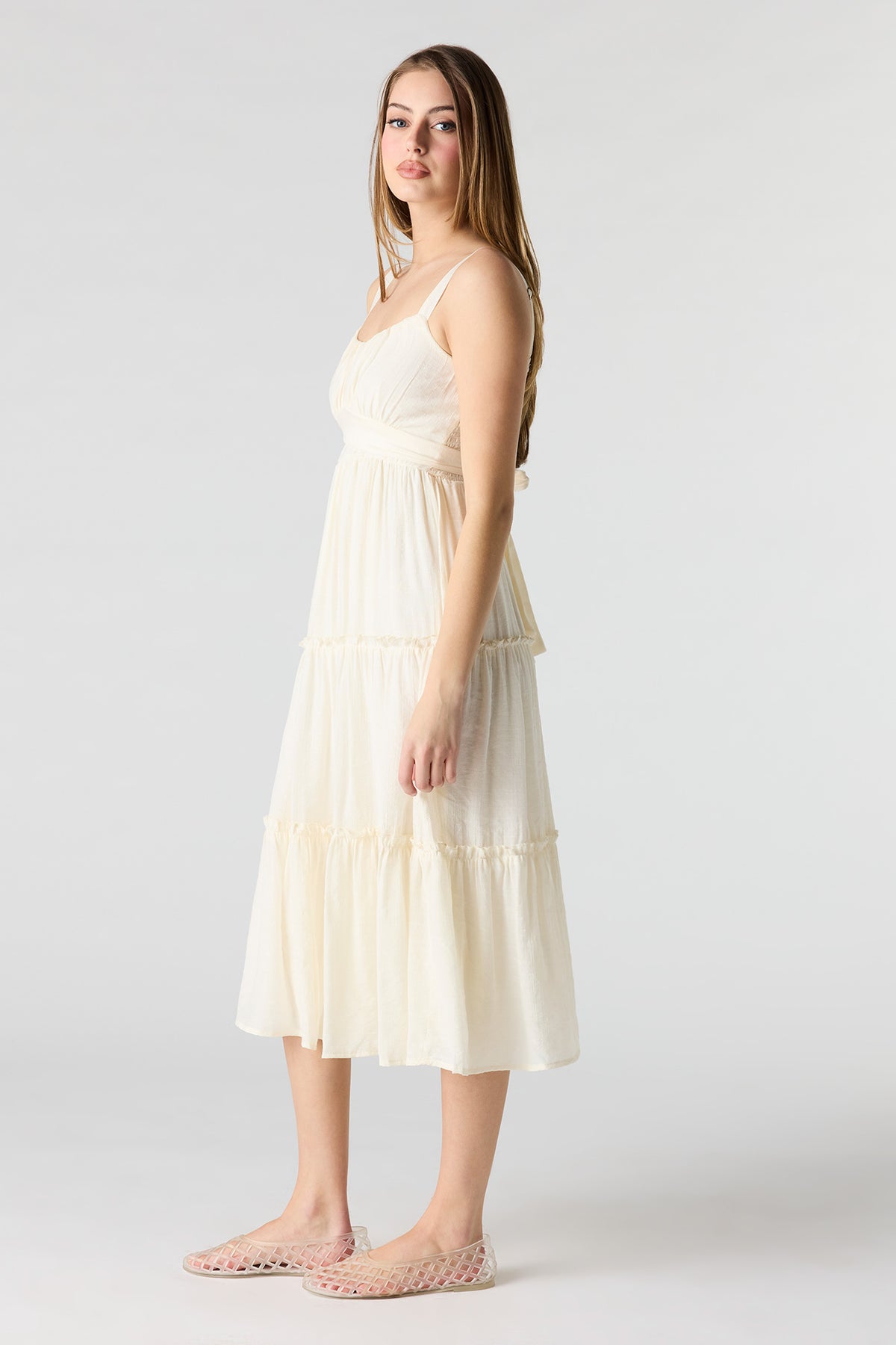 Vue alternative 2. Robe midi volantée avec attache