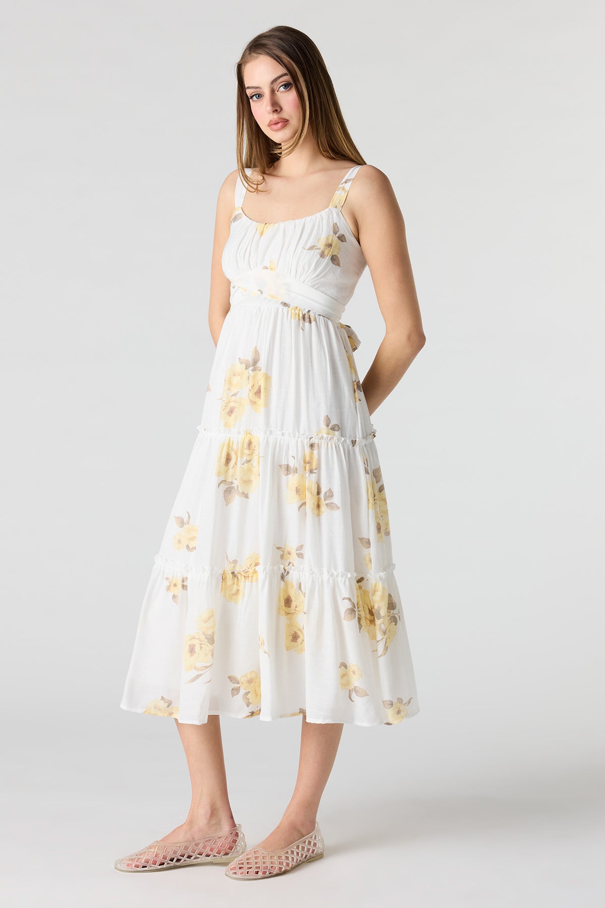 Vue alternative 2. Robe midi volantée avec attache