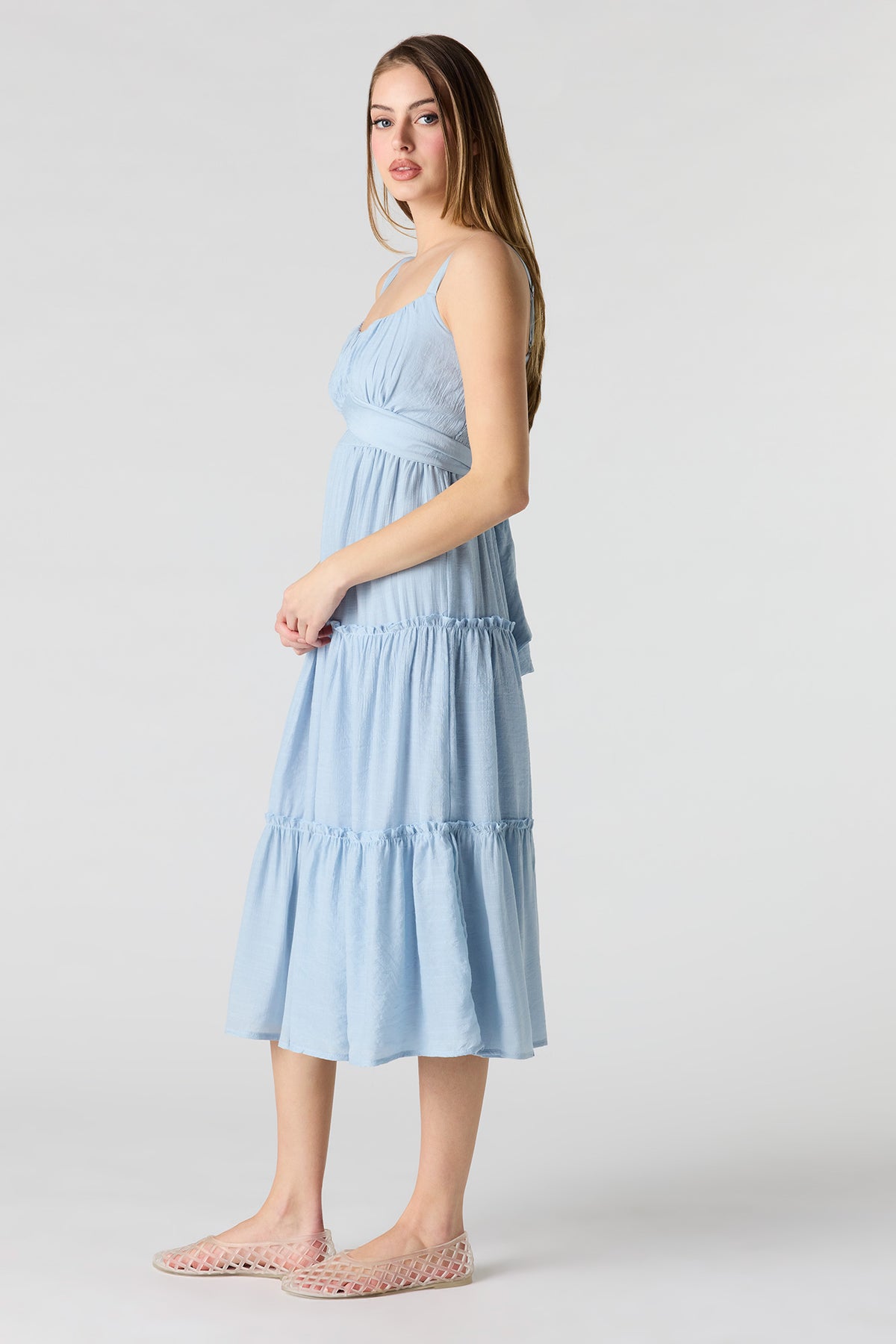 Vue alternative 2. Robe midi volantée avec attache