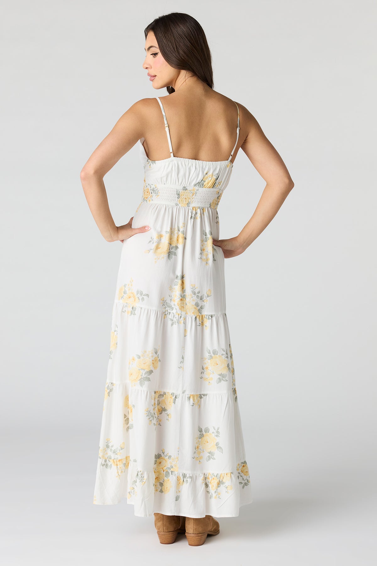 Vue alternative 4. Robe maxi volantée avec boucles